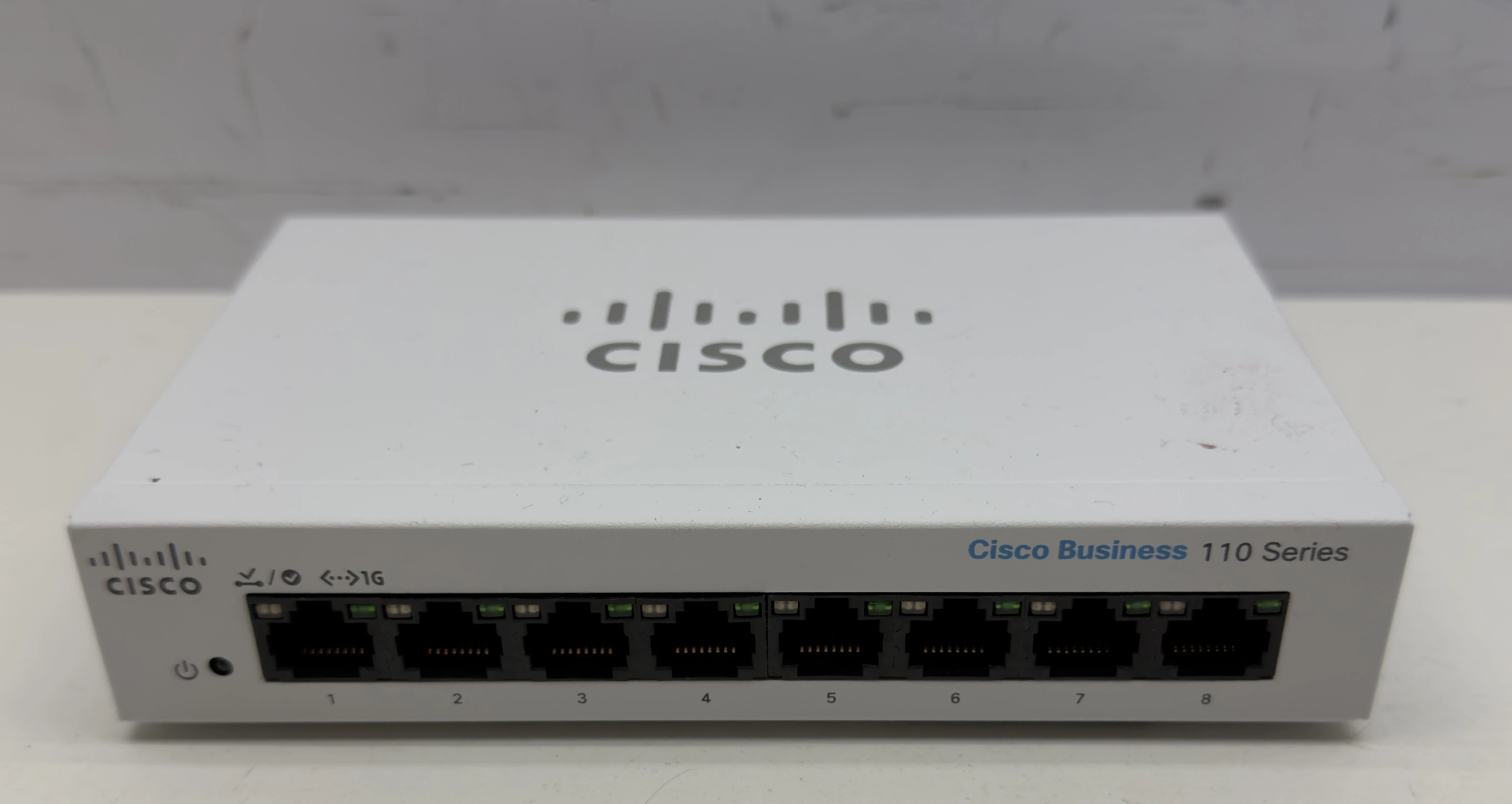 przelacznik-cisco-cbs110-8t-d-eu-ean-gtin-0889728326186