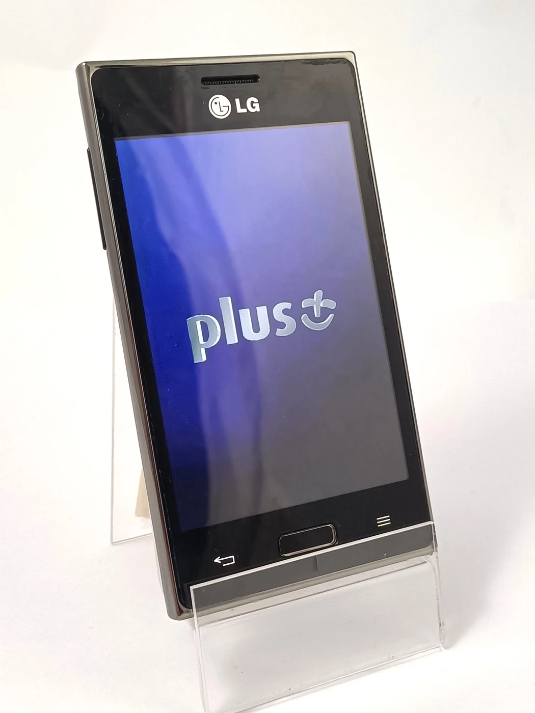 telefon-lg-e610-wbudowana-pamiec-202869-214209