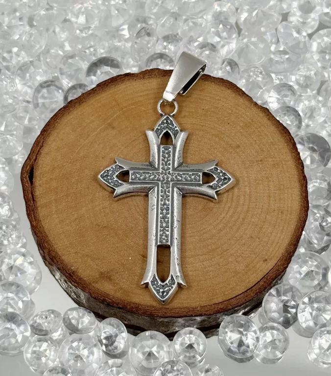 srebrna-duza-zawieszka-krzyz-925-kosciuszki-159-wroclaw-gracja