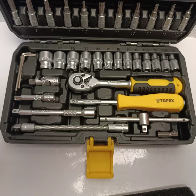zestaw-kluczy-inbusowych-i-nasadowych-14-topex-38d640-46-szt-stan-11323-2