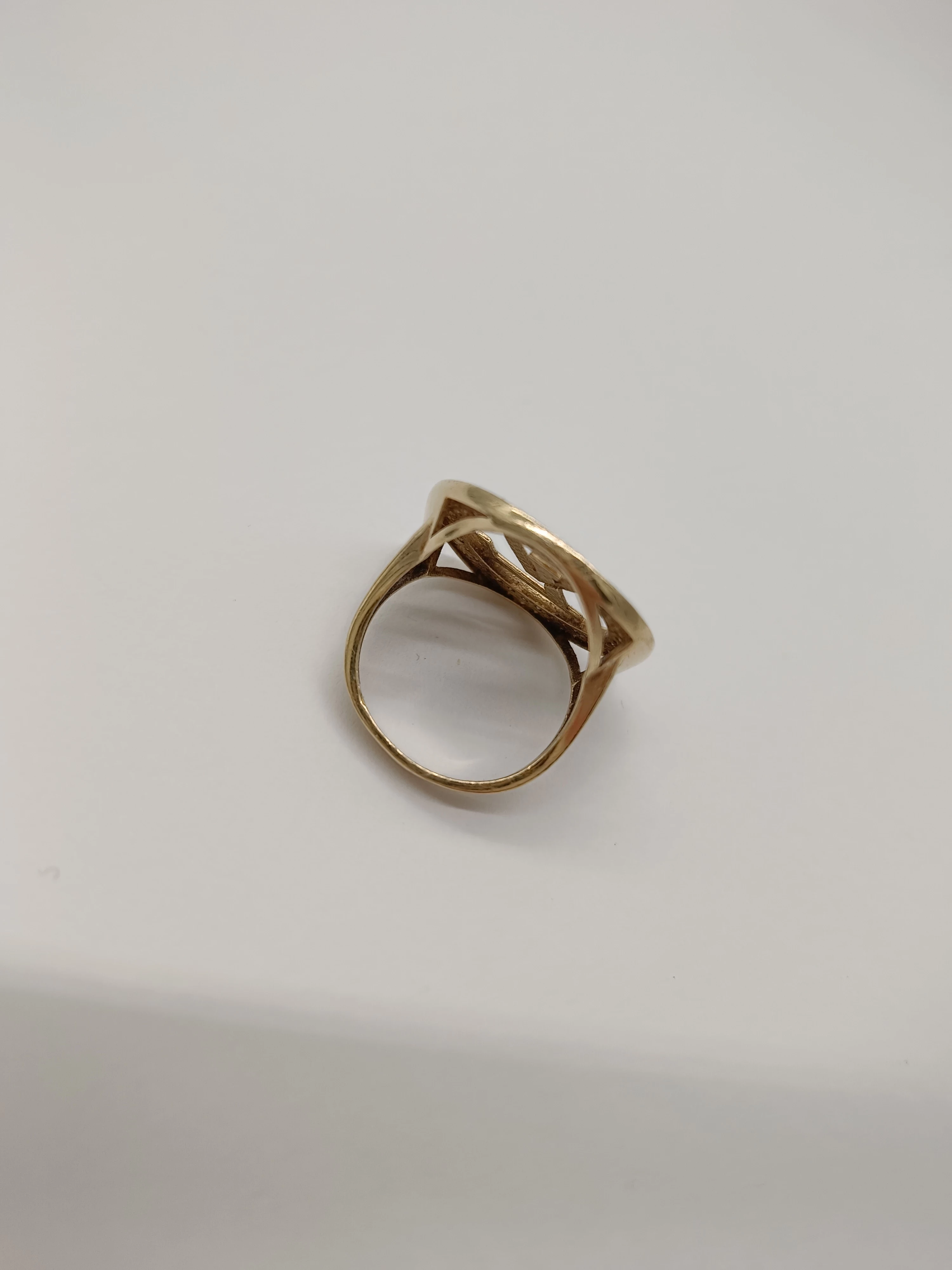 piekny-zloty-pierscionek-proby-585-material-15835-2