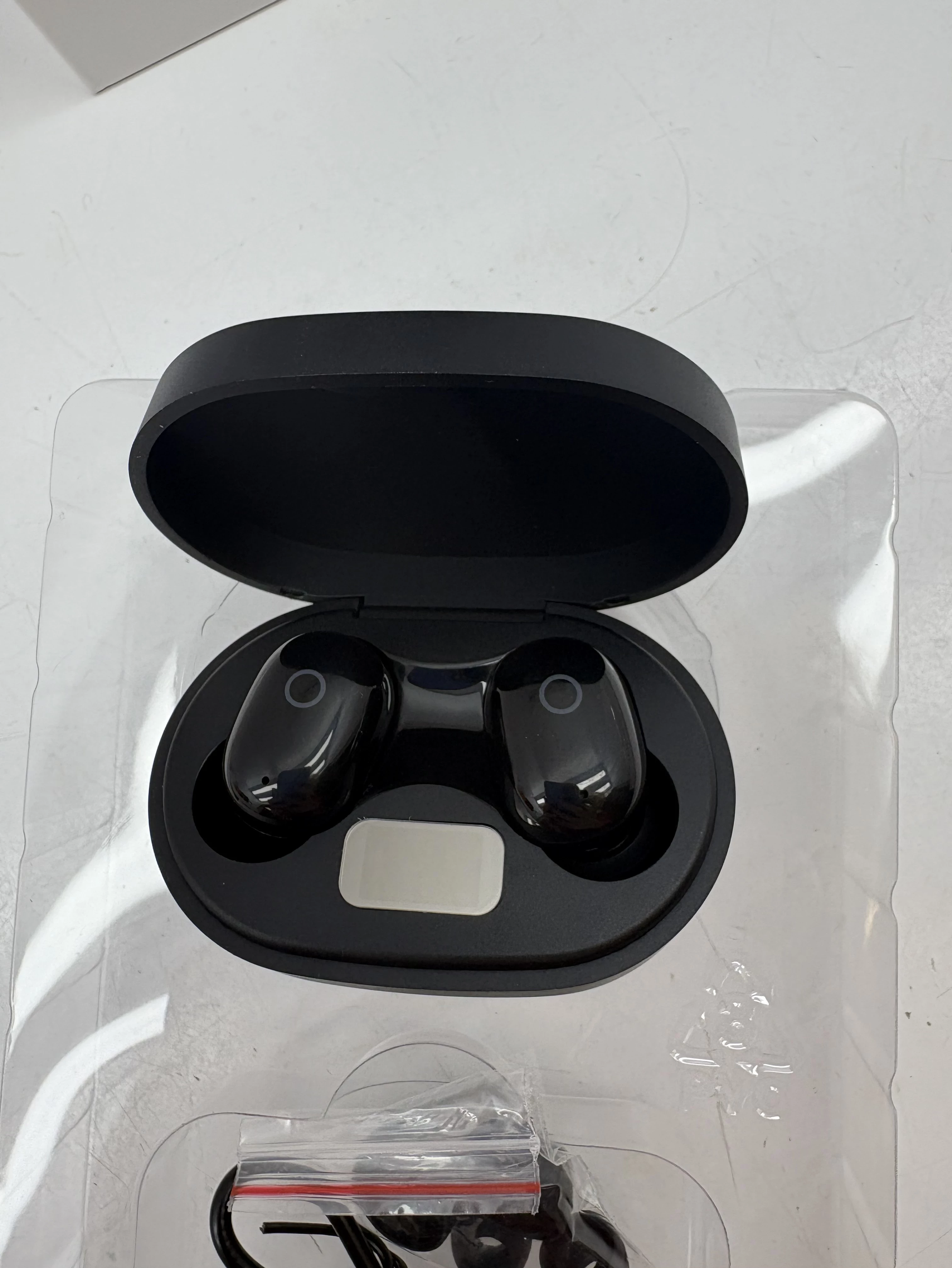 sluchawki-bluetooth-tws-elta-czarne-stan-11323-2