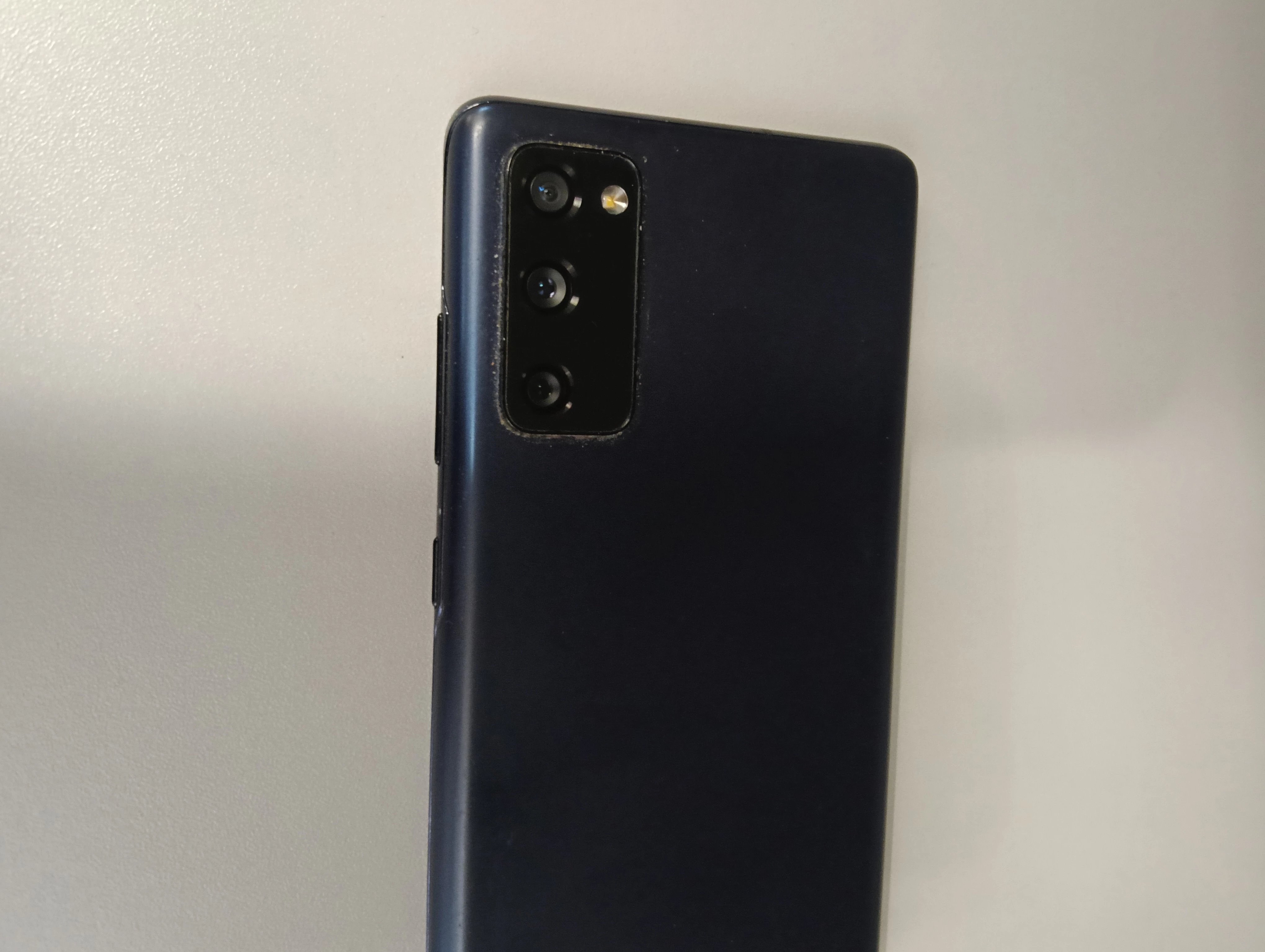 smartfon-samsung-galaxy-s20-fe-fan-edition-6-gb-128-gb-4g-lte-niebiesk-ean-gtin-8806092522824