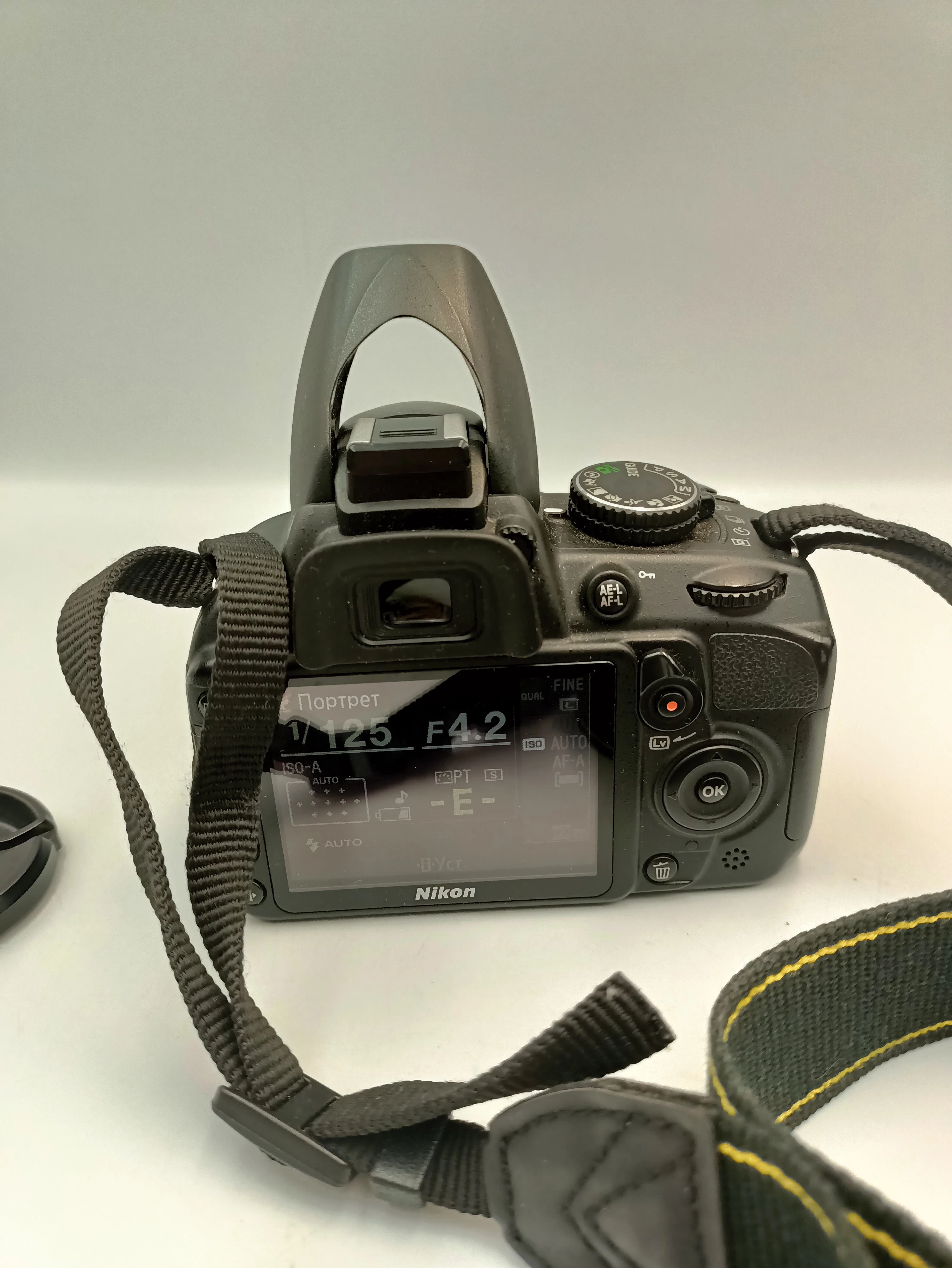 aparat-nikon-d3100-obiektyw-swm-ed-02809ft-lad-torba-rozmiar-matrycy-206882-228774