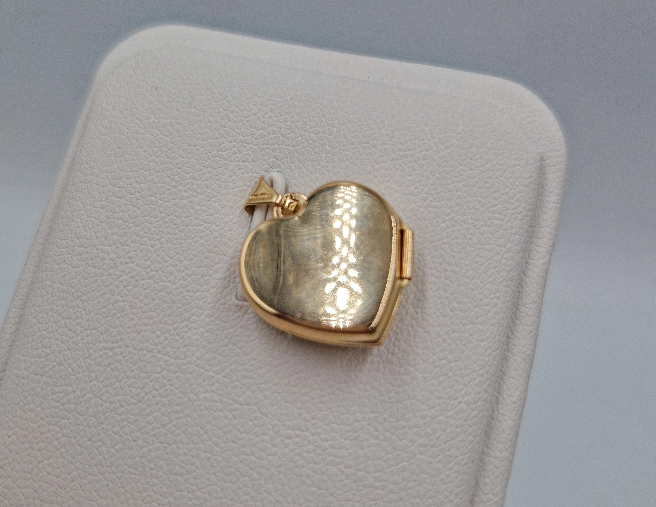 zlota-zawieszka-p585-w144-g-serce-na-zdjecie-rodzaj-2205-2