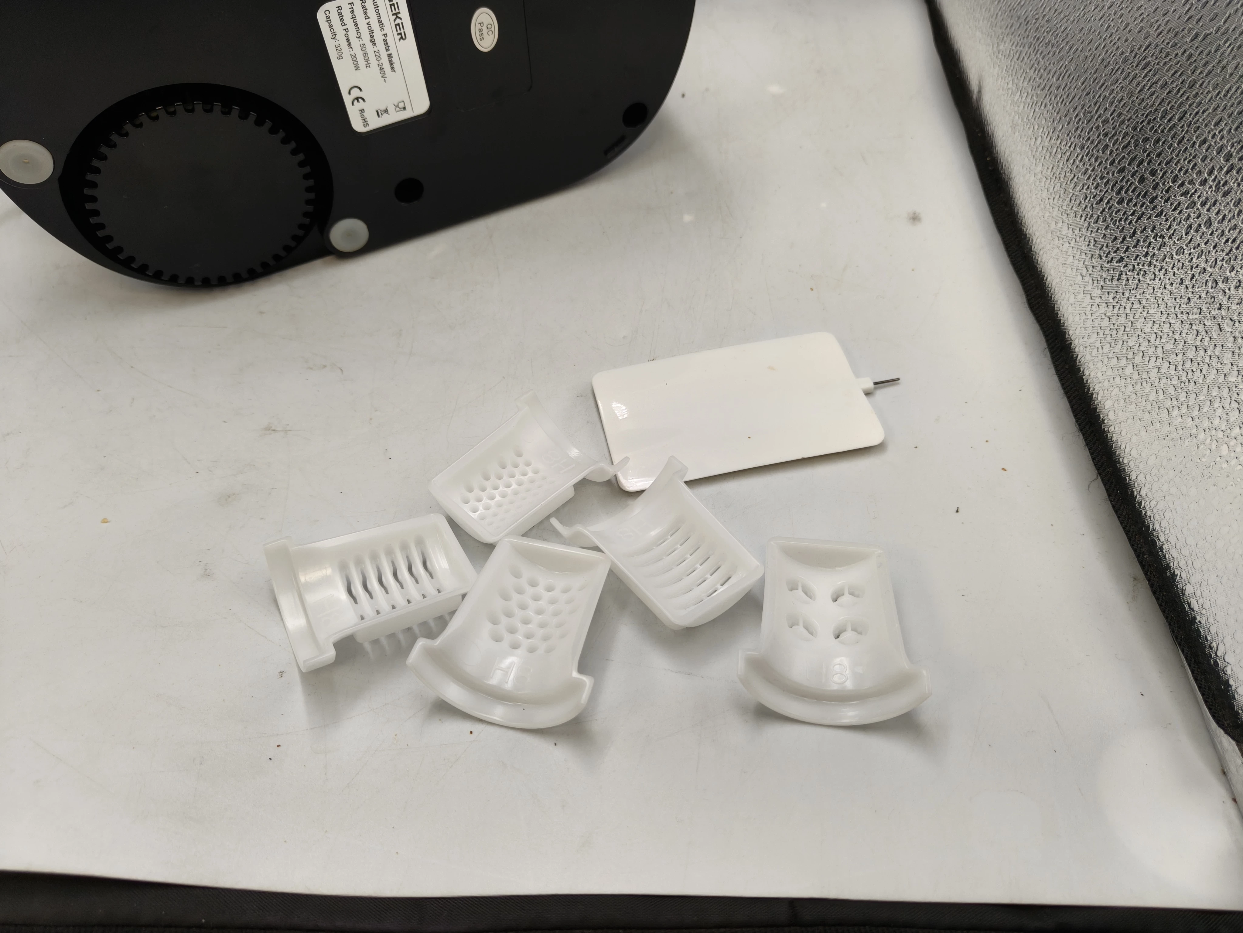 geker-pasta-maker-maszynka-do-makaronu-automatyczna-marka-248811-958954