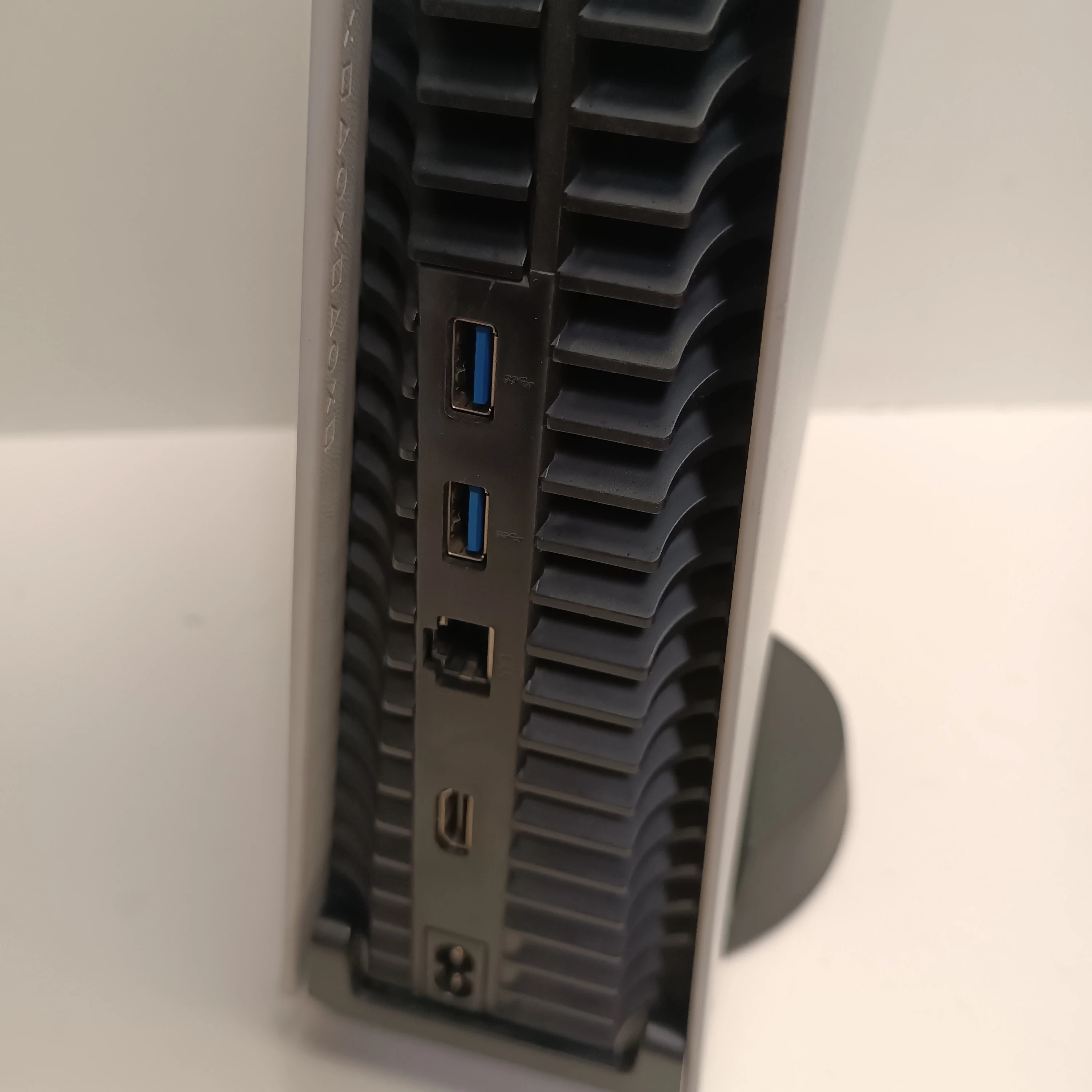 konsola-sony-playstation-5-cfi-1116a-z-napedem-pad-waga-produktu-z-opakowaniem-jednostkowym-6000