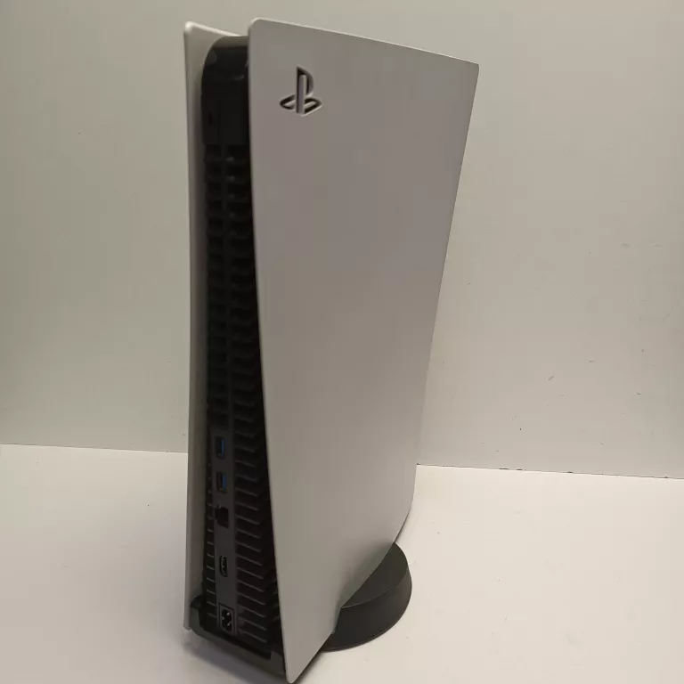 konsola-sony-playstation-5-cfi-1116a-z-napedem-pad-producent-248914-1705040