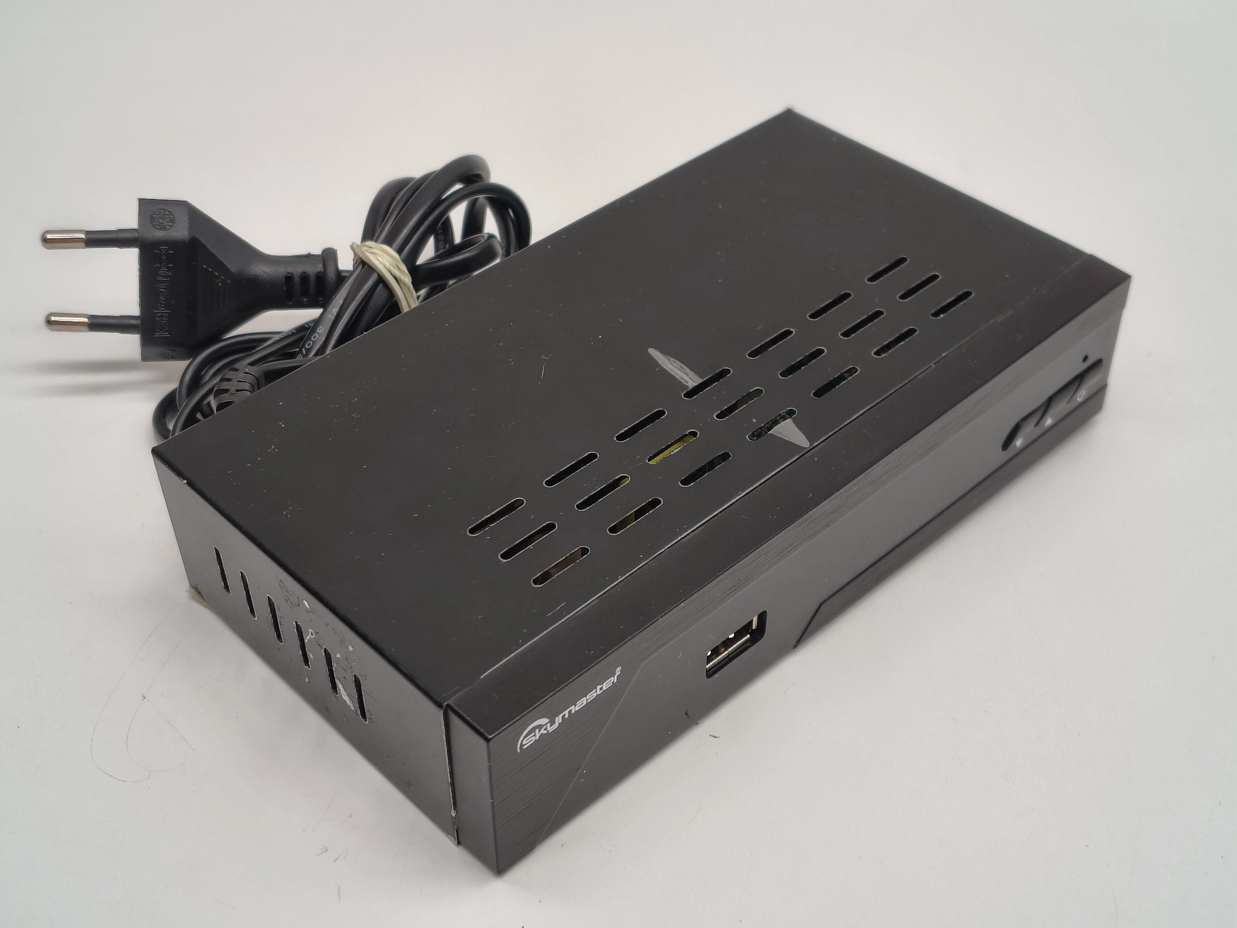 dekoder-skymaster-pudelko-stan-11323-2