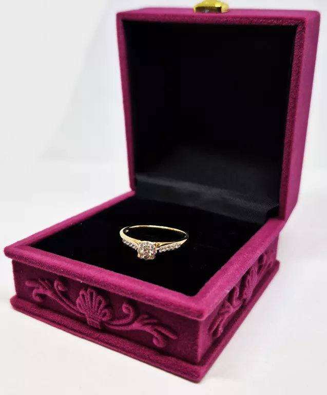 zloty-pierscionek-zdiamentami-192-g-pr-585-rozmiar-135-ean-gtin-5905427351917