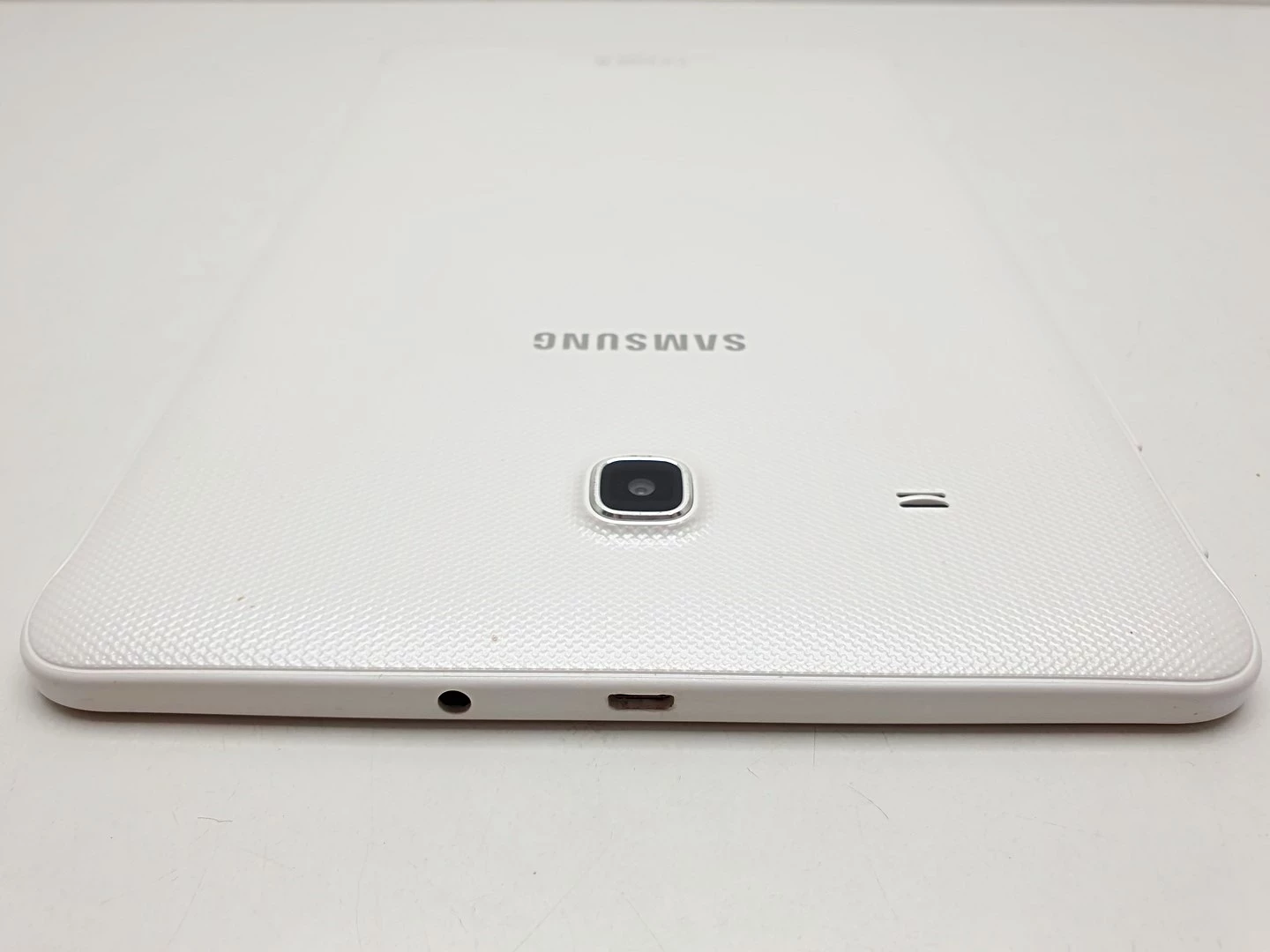 tablet-samsung-galaxy-tab-e-sm-t560-wbudowana-pamiec-202869-214205