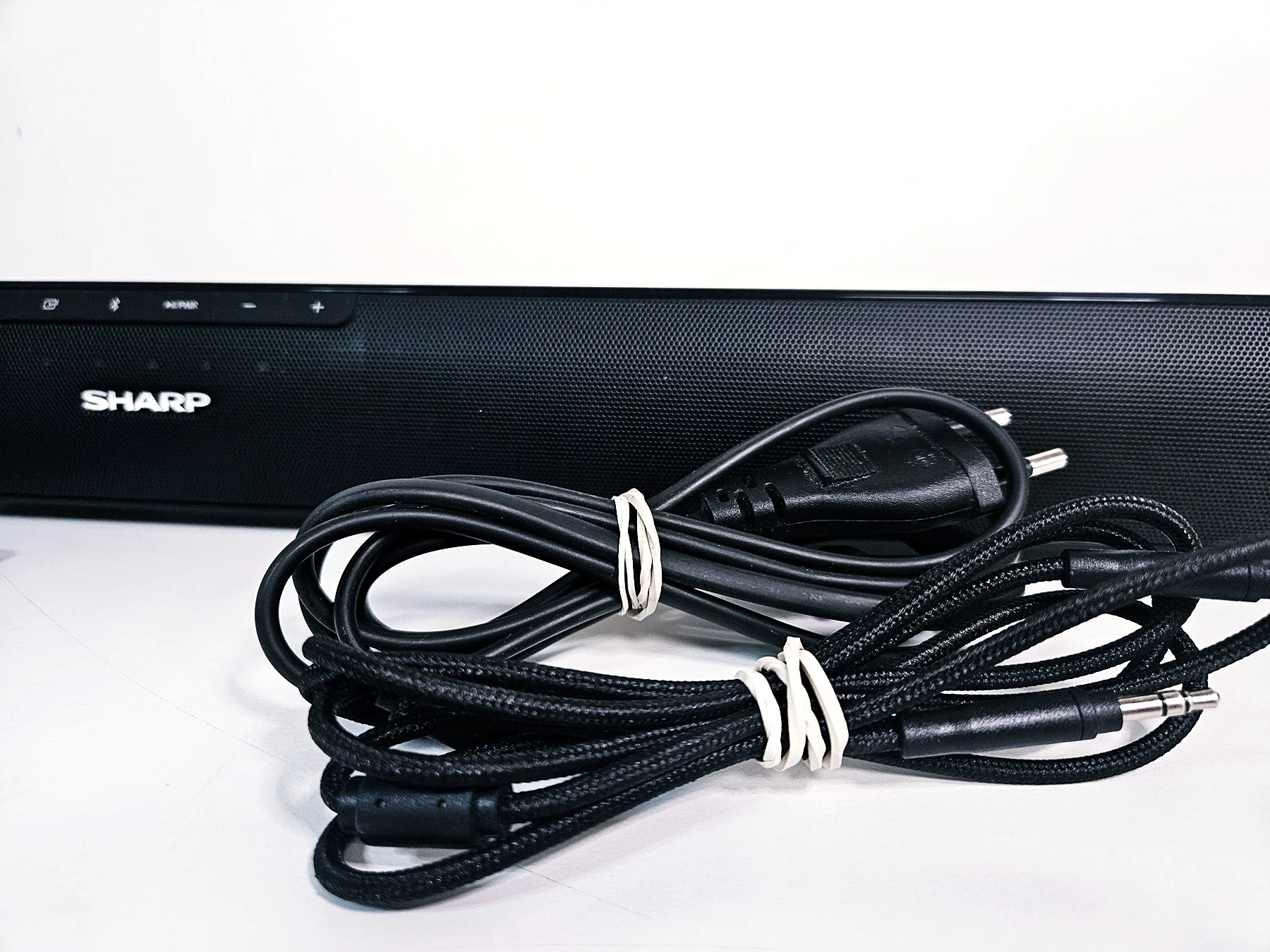 soundbar-sharp-ht-sb95-pilot-okablowanie-system-dzwieku-208026-235138