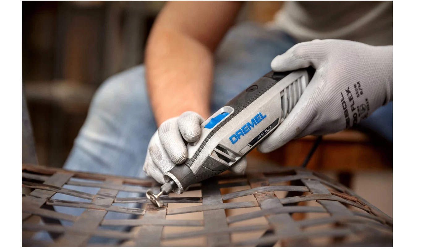 szlifierka-wielofunkcyjna-dremel-4250-35-akcesoriow-torba-ochronna-waga-urzadzenia-060