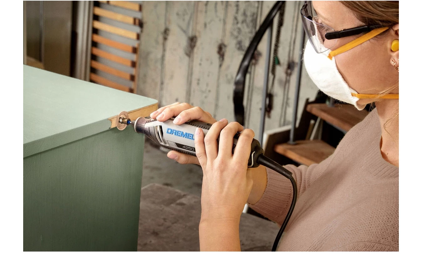 szlifierka-wielofunkcyjna-dremel-4250-35-akcesoriow-torba-ochronna-informacje-dodatkowe-129616-1