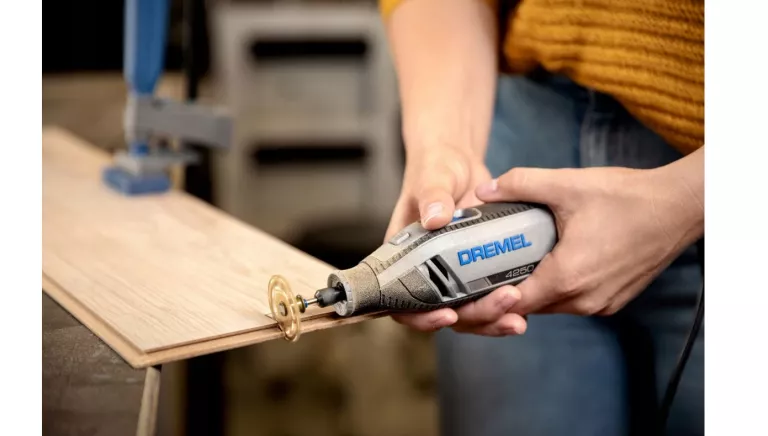 szlifierka-wielofunkcyjna-dremel-4250-35-akcesoriow-torba-ochronna-waga-produktu-z-opakowaniem-jednostkowym-2700