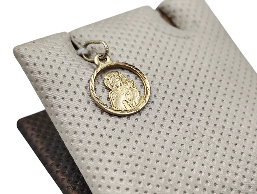 zloty-medalik-585-052g-ean-gtin-601941044049