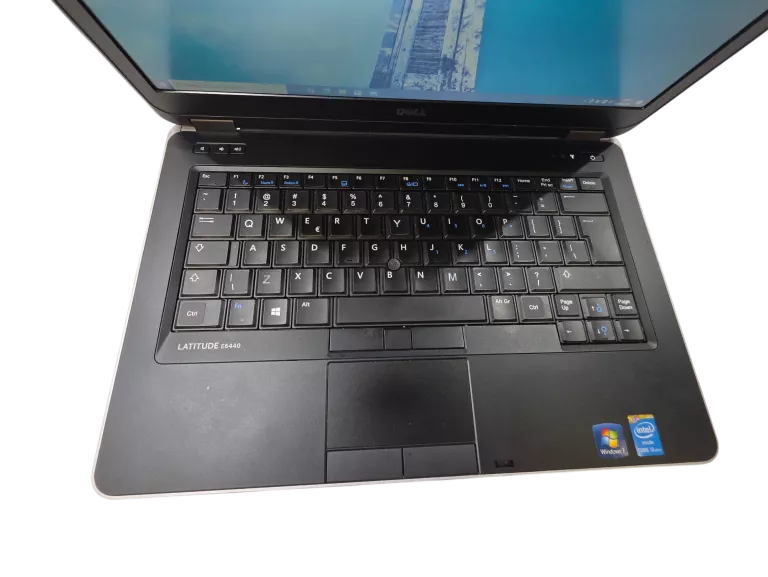 laptop-dell-i5-256gb-12gb-win10-pro-ean-gtin-5904305231310