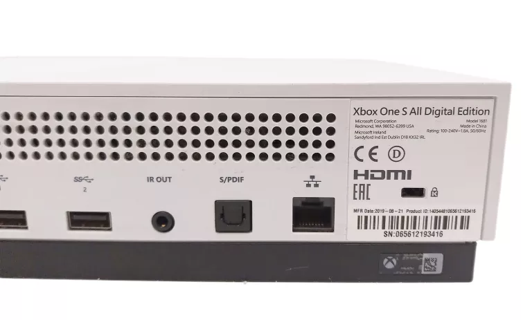 konsola-xbox-one-s-all-digital-1tb-pad-przewodowy-kabel-zasilajacy-komunikacja-205986-2