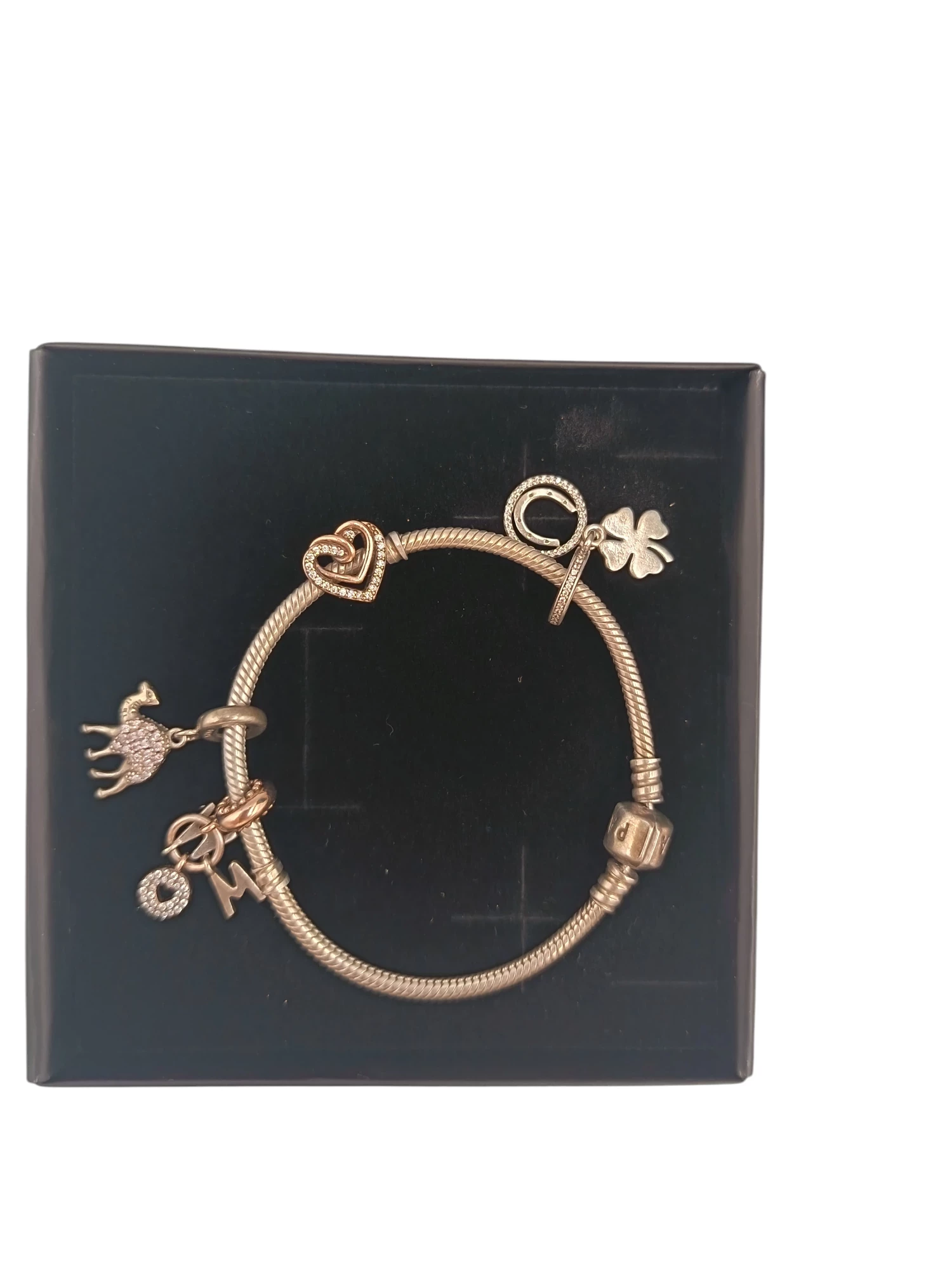 srebrna-bransoletka-pandora-z-charmsami-925-19-cm-pl-zygmunta-starego-17-sc-grodzisk