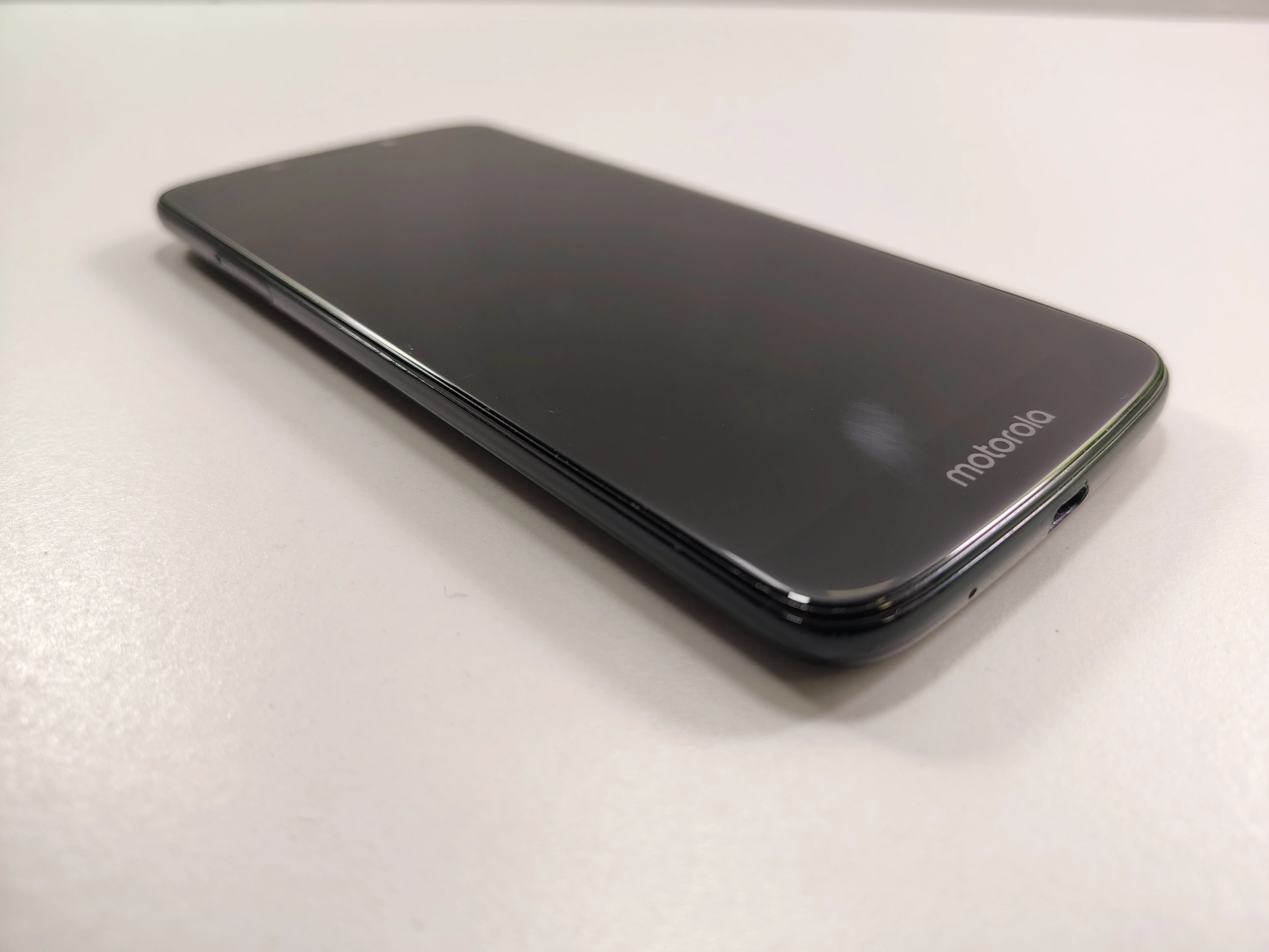 telefon-motorola-g6-play-xt1922-3-332gb-typ-202685-212929