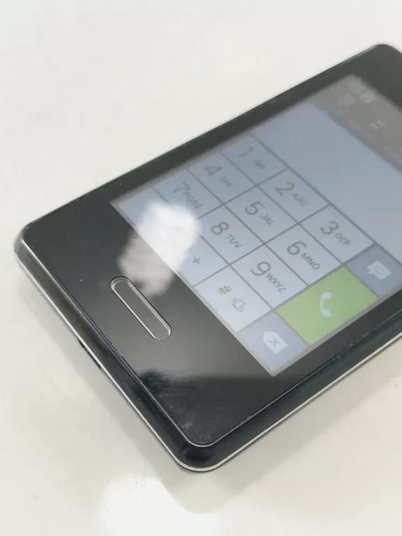 telefon-lg-e430-stan-11323-2