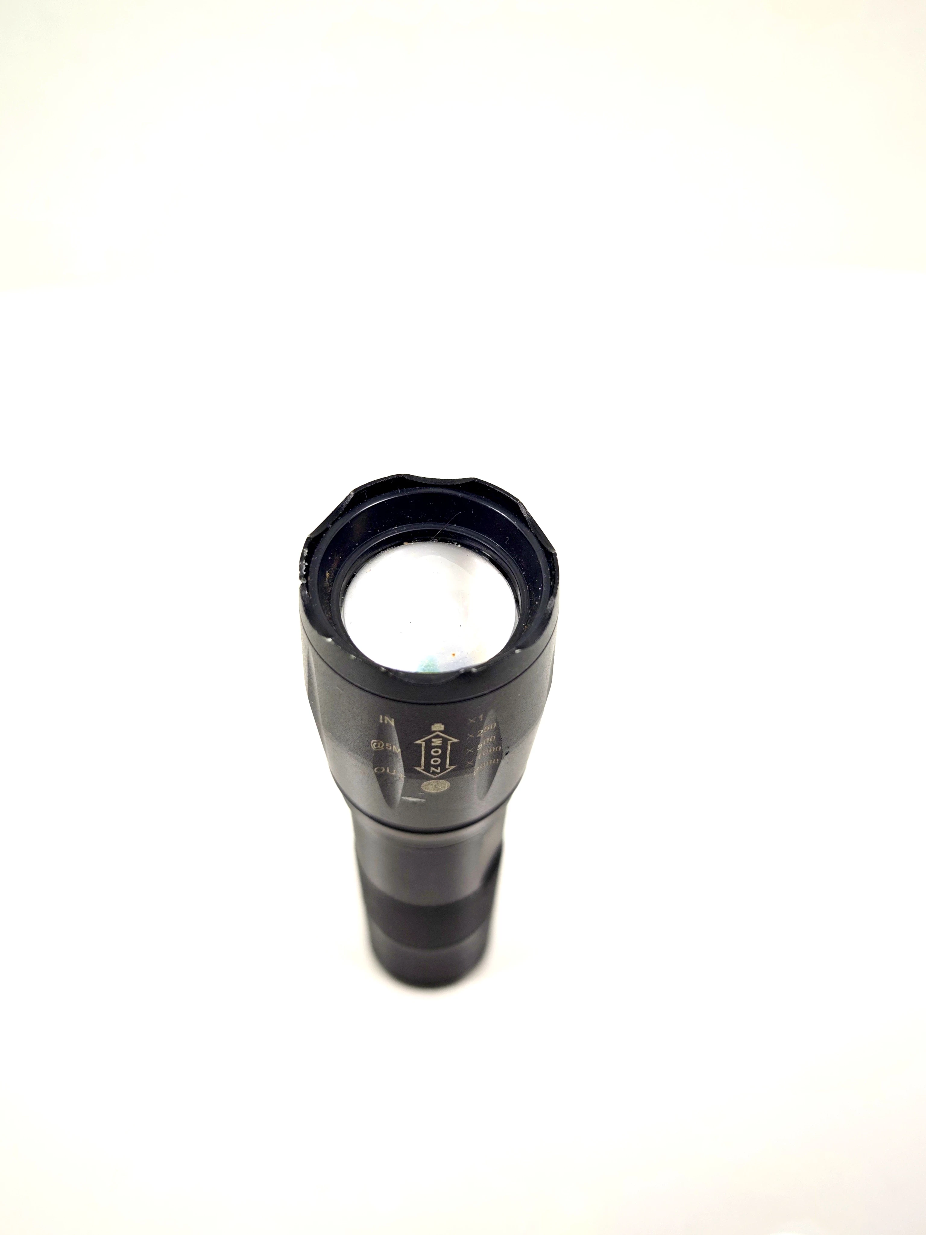 latarka-mocna-3-tryby-migajaca-na-baterie-3x-aaa-sieminskiego-37-gliwice