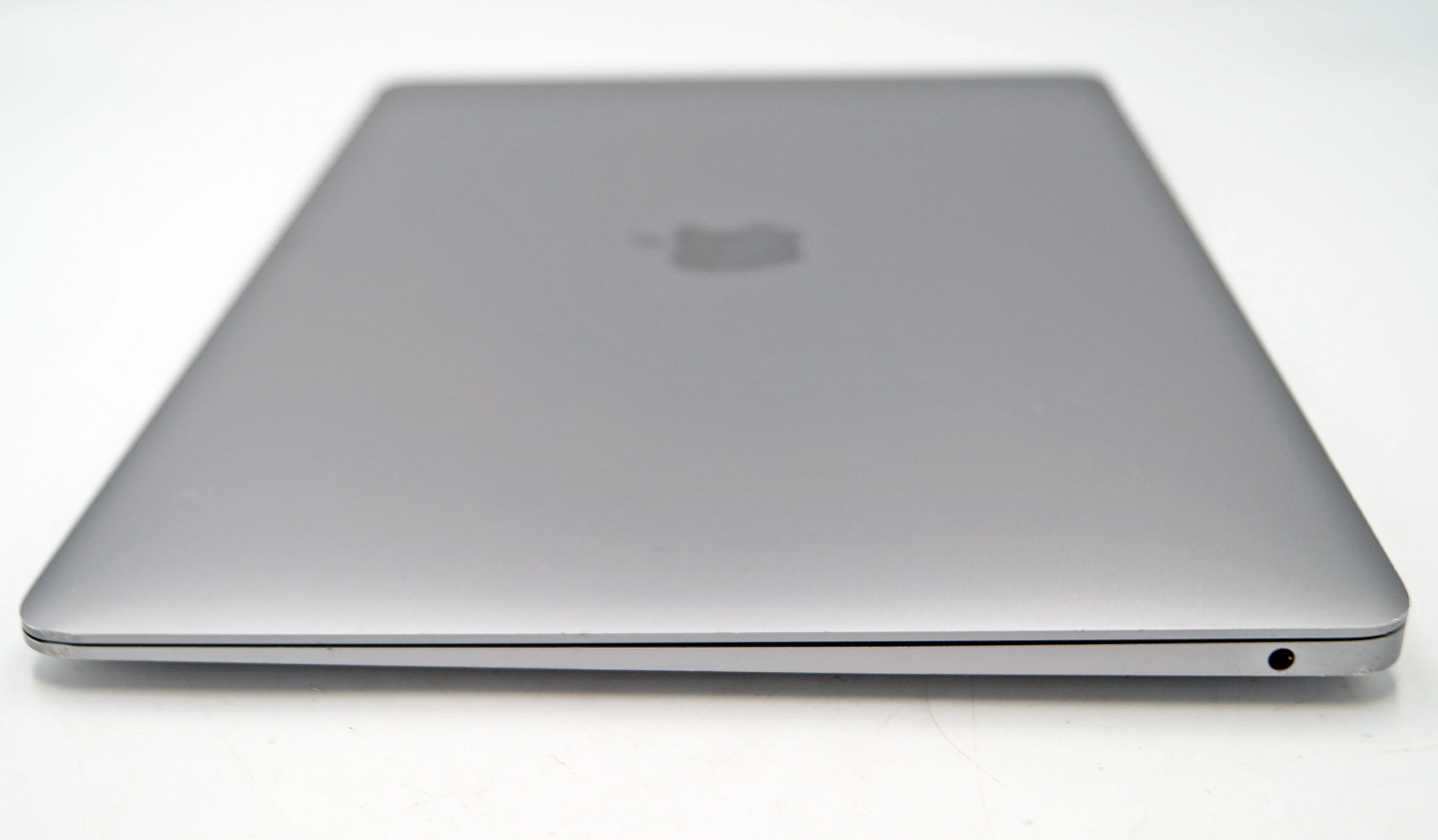 laptop-mac-book-m1-a2337-8-gb-ssd-250-gb-lad-230-cykli-czytaj-opis-kod-producenta-mgn63da