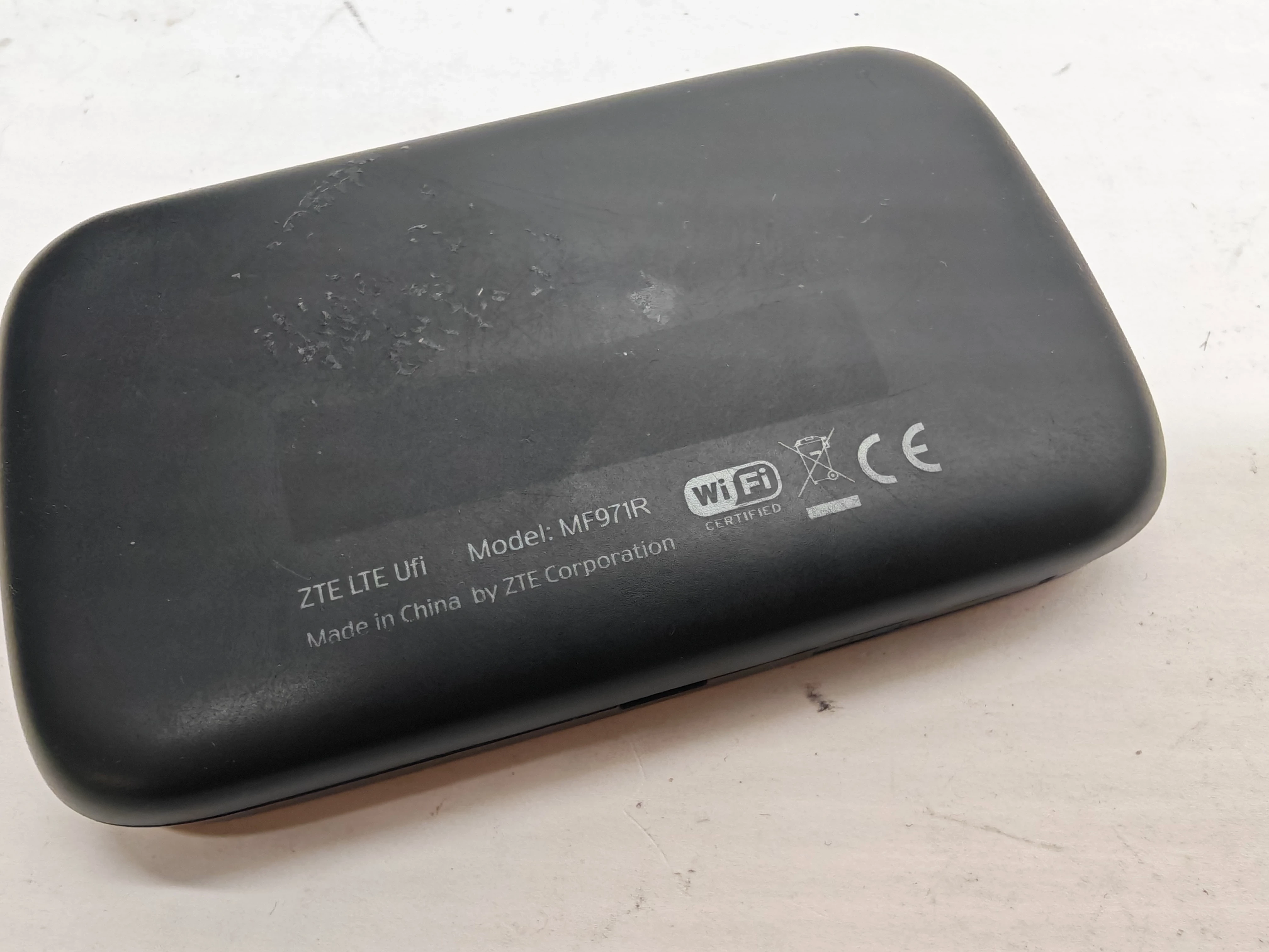 zte-mf971r-4g-lte-router-wifi-ean-gtin-6921706429695