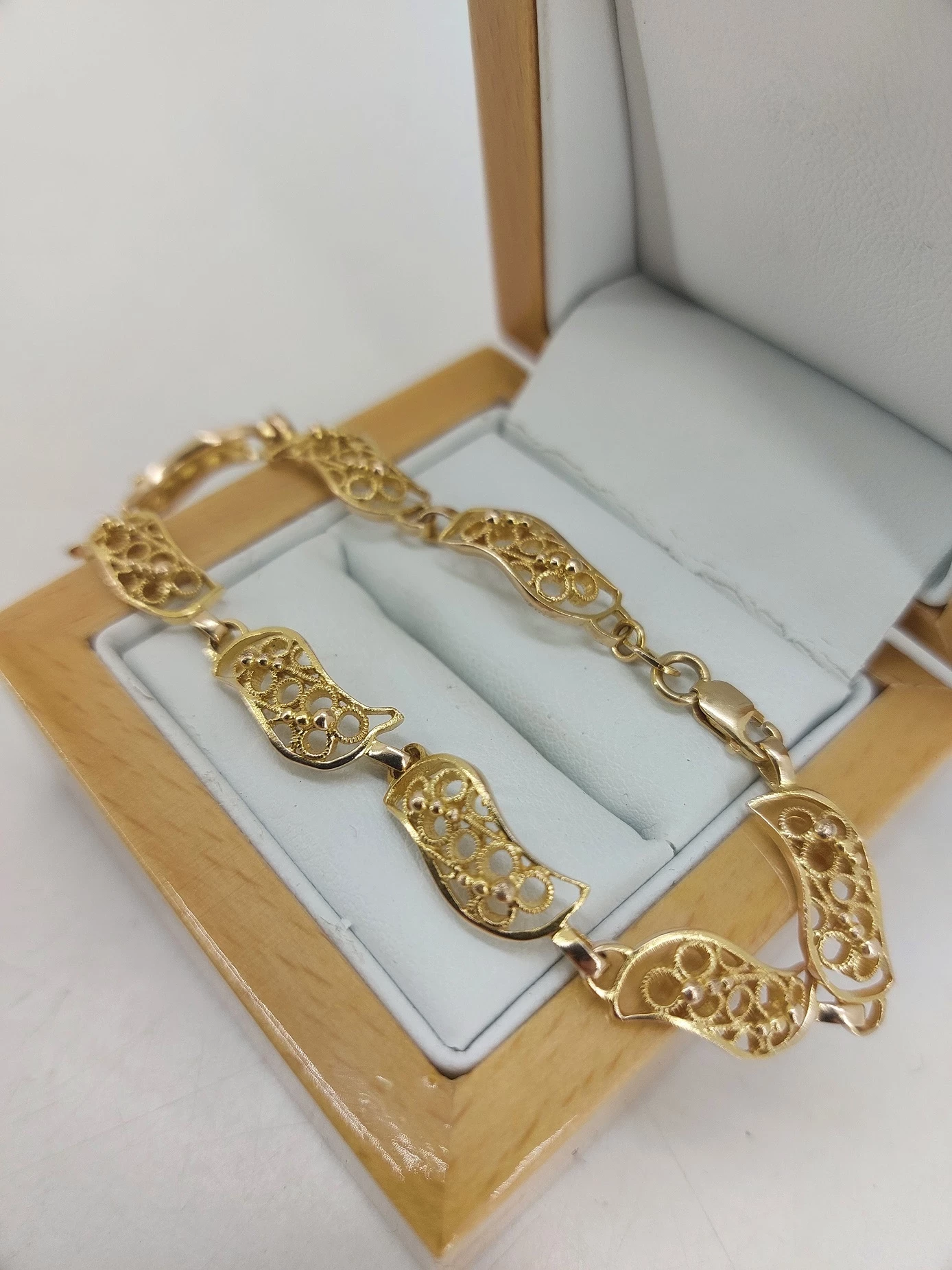 zlota-elegancka-bransoletka-961g-585-material-15835-2