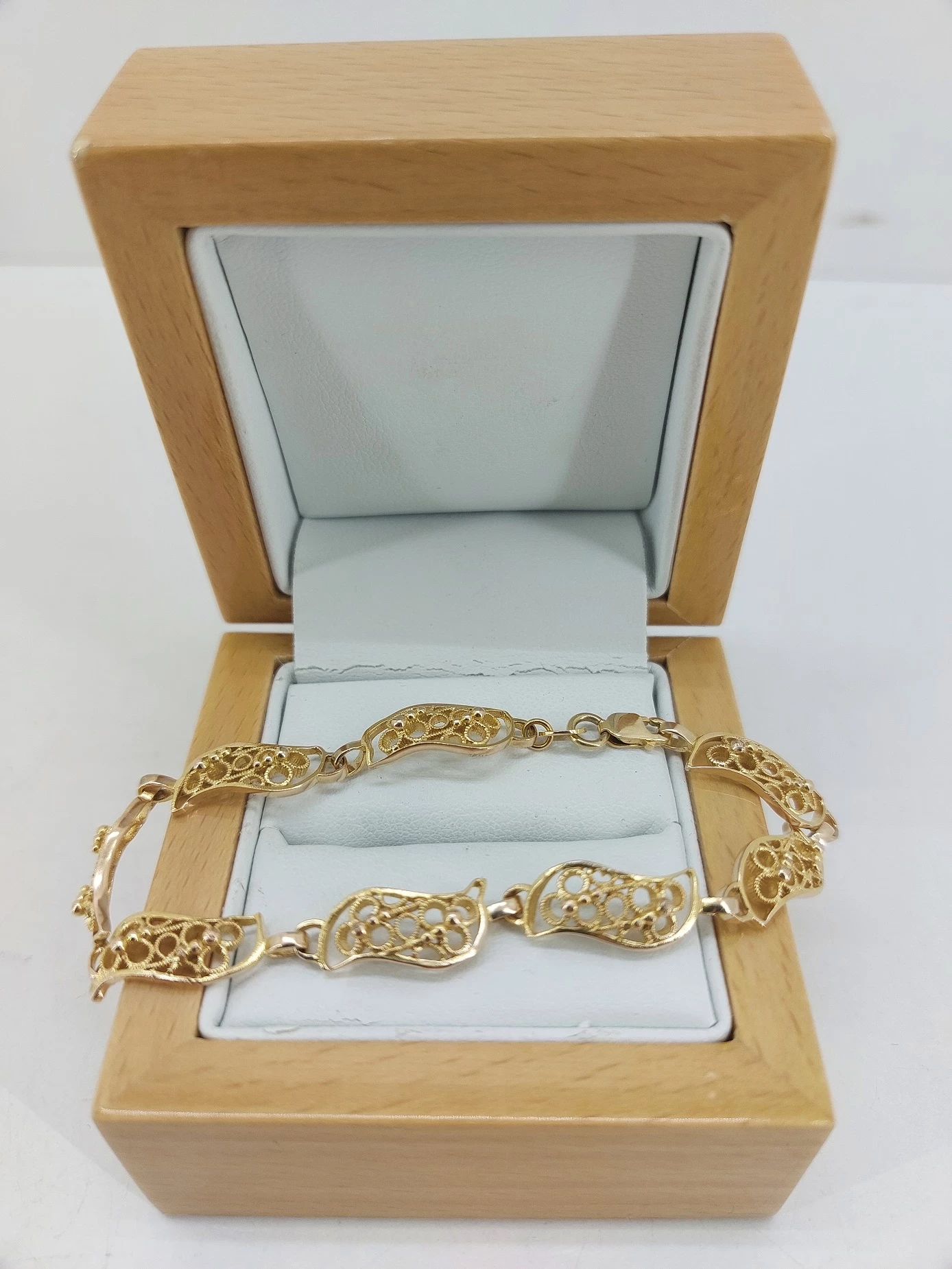 zlota-elegancka-bransoletka-961g-585-jednosci-narodowej-1091b-sj-wroclaw