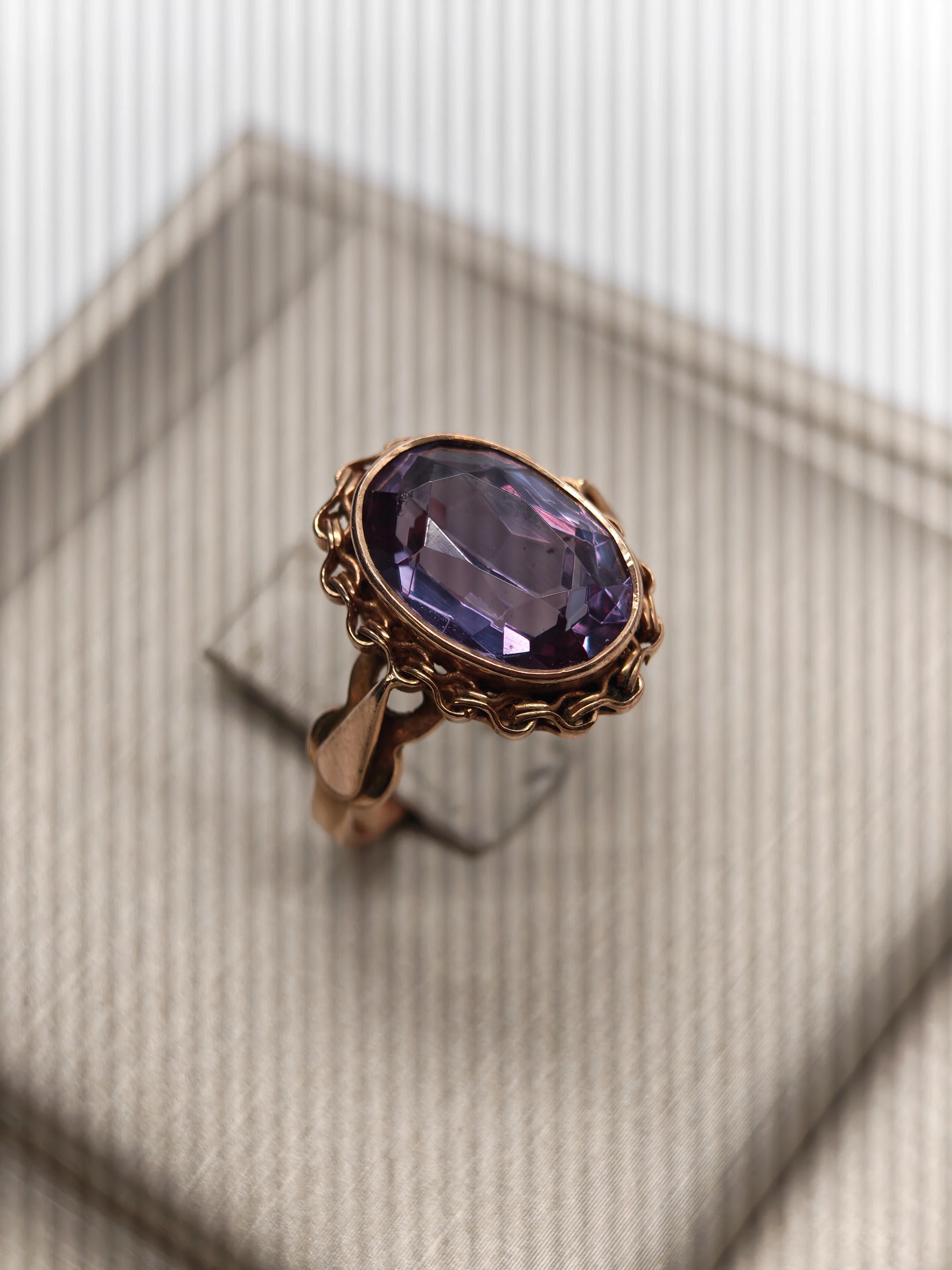 pierscionek-proba-585-waga-622g-rozmiar-18-ean-gtin-00000000