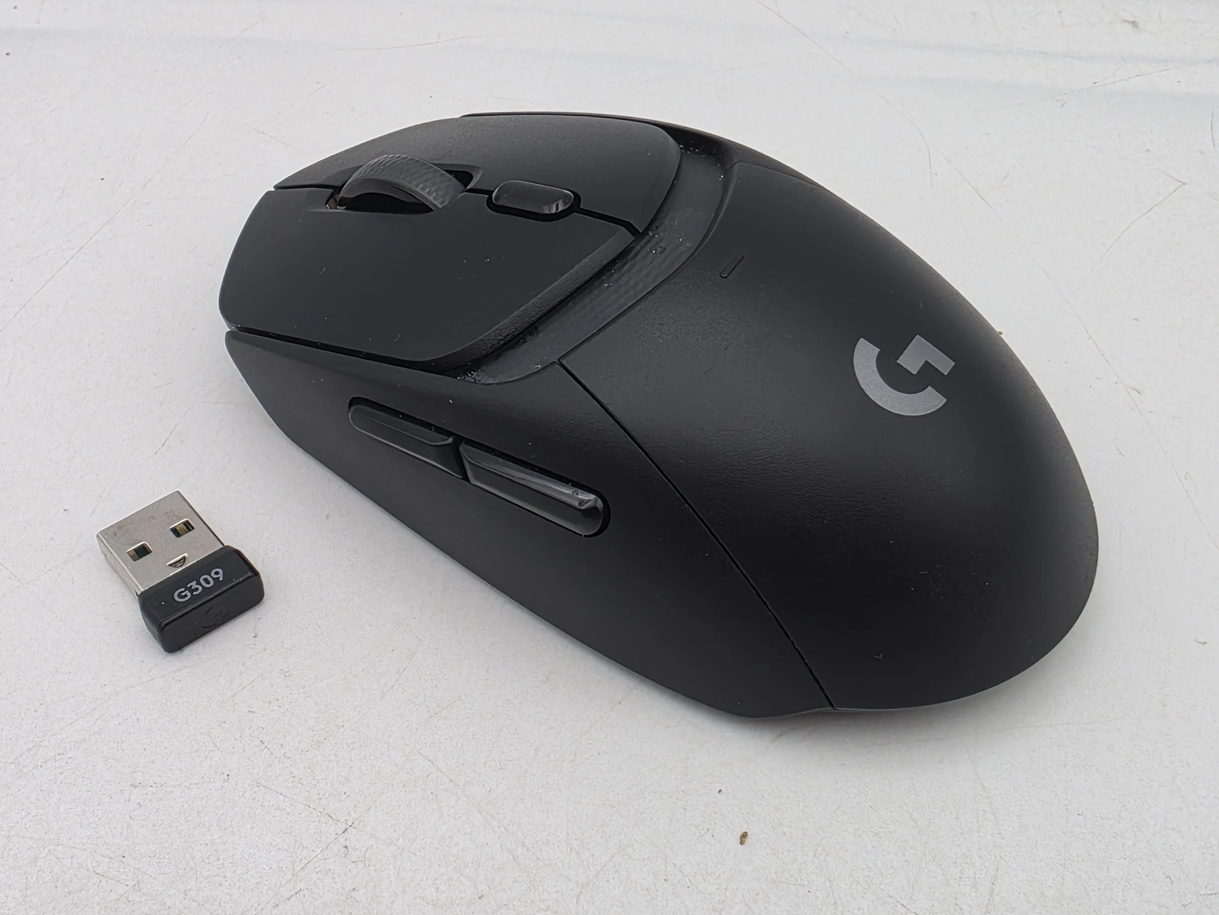 mysz-bezprzewodowa-logitech-g309-lightspeed-czarna-dzialynskiego-1-swarzedz