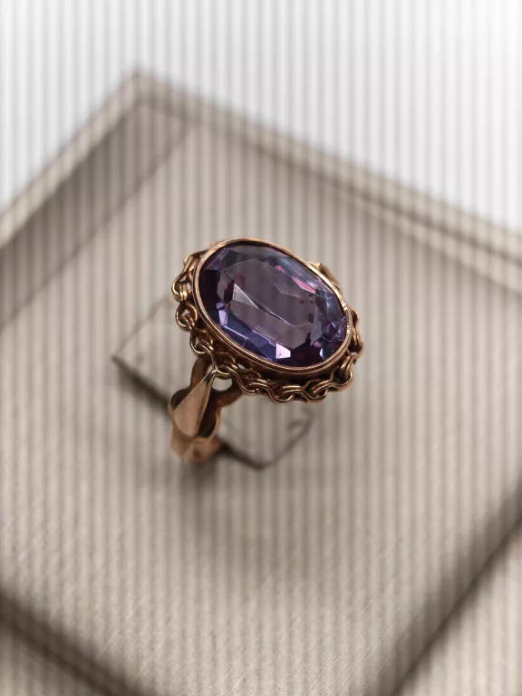 pierscionek-proba-585-waga-622g-rozmiar-18-ean-gtin-00000000