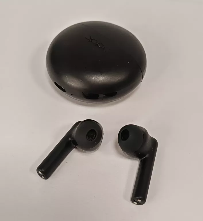 sluchawki-oppo-enco-buds2-zestaw-kolor-dominujacy-129357-3