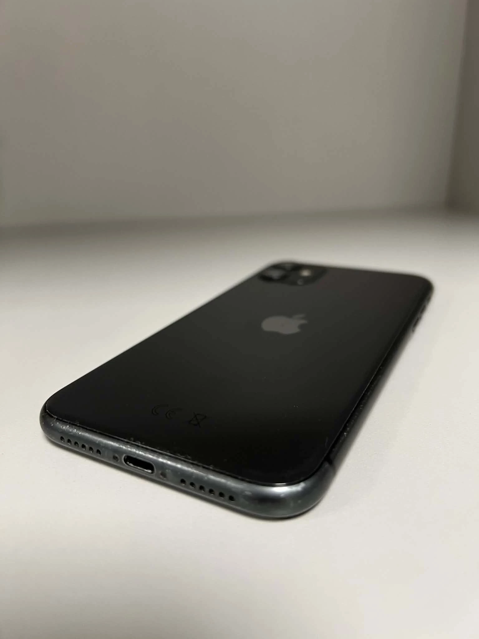 iphone-11-64gb-kondycja-baterii-81-wbudowana-pamiec-202869-214193