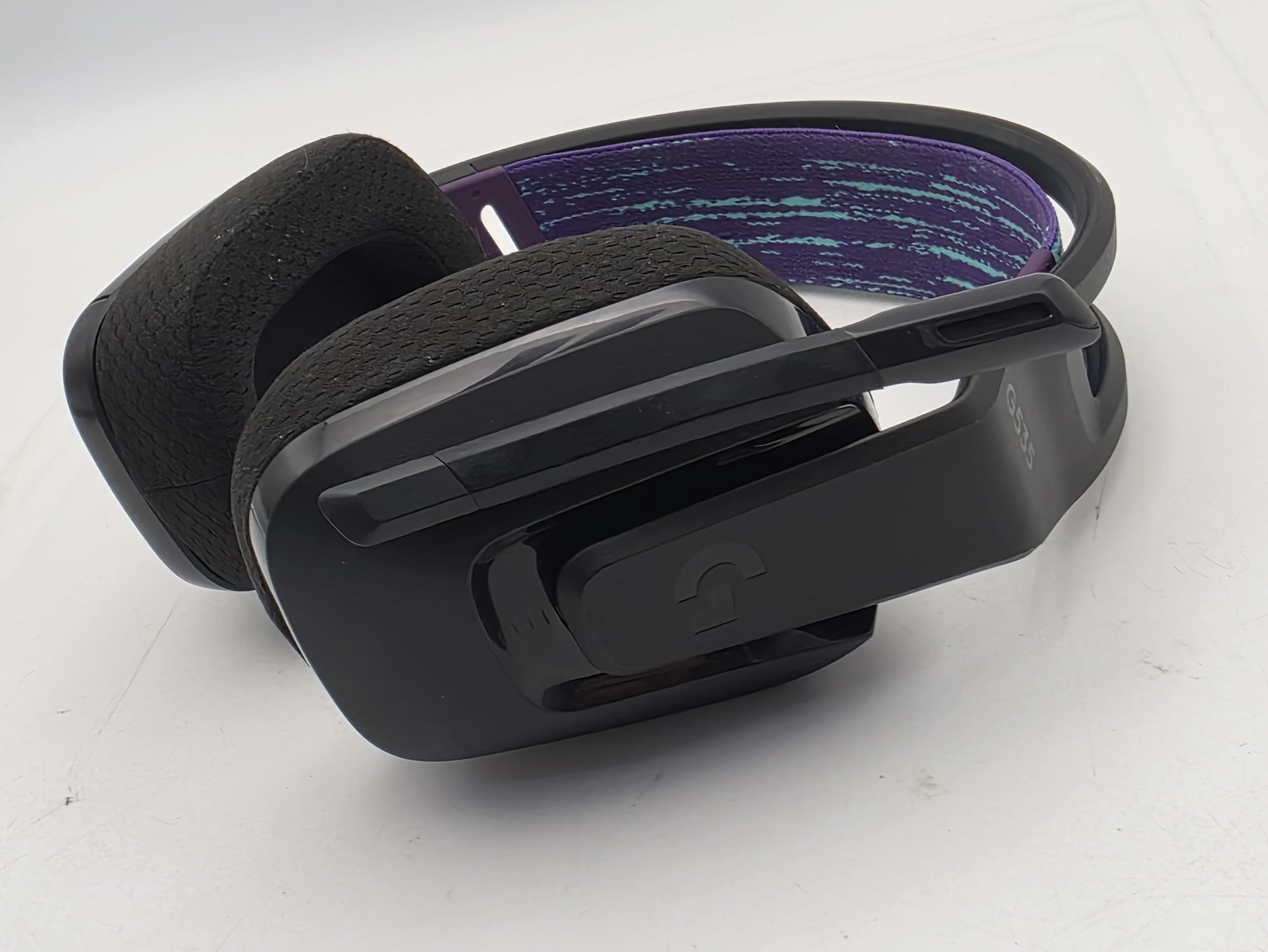 sluchawki-bezprzewodowe-logitech-g535-stan-11323-2