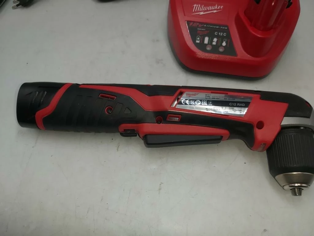 wiertarka-wkretarka-katowa-milwaukee-c12-rad-12v-2-aku-20ah-ladowarka-marka-248811-951033