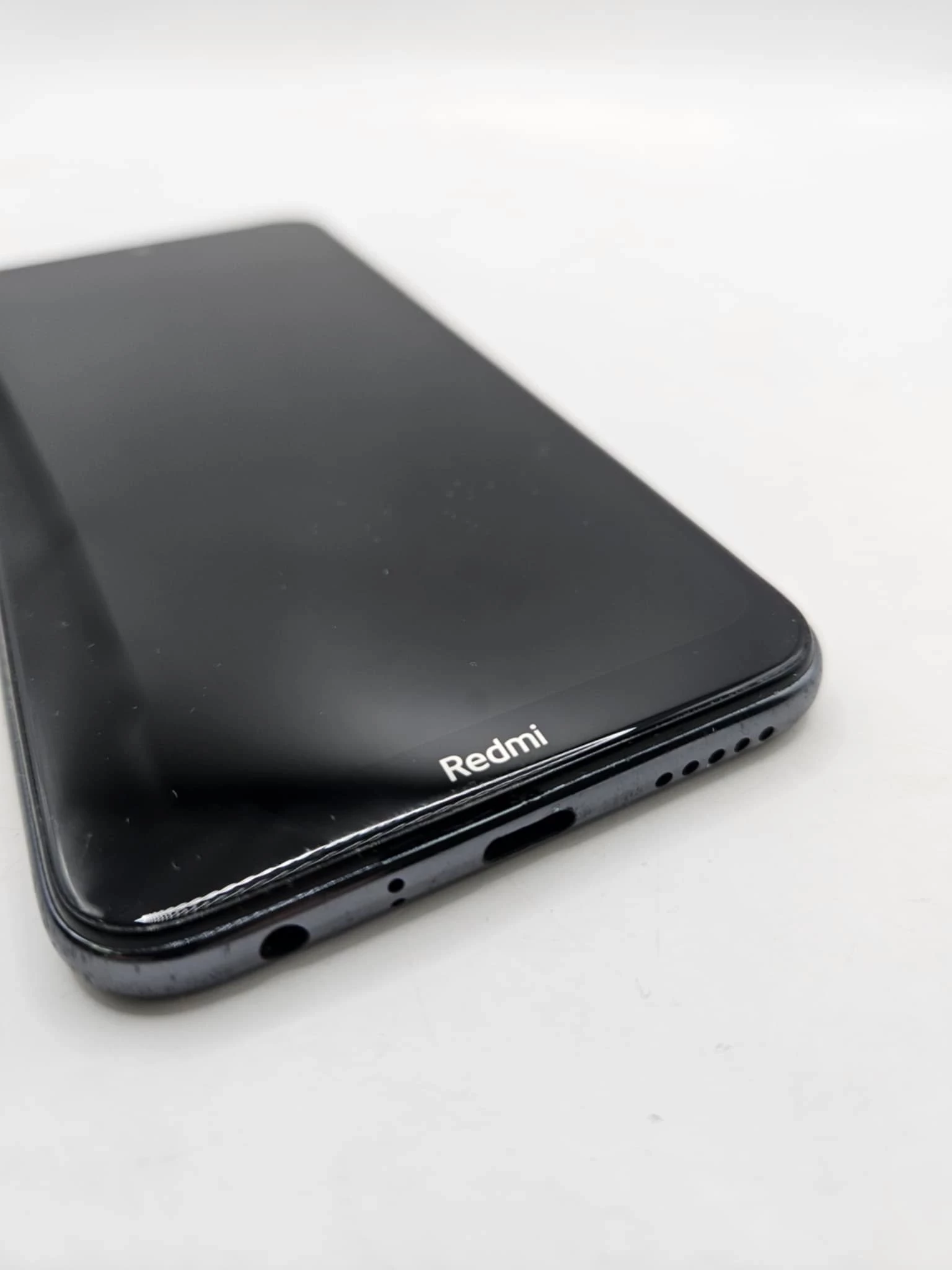 telefon-xiaomi-redmi-note-8t-464gb-pud-ean-gtin-6941059634911