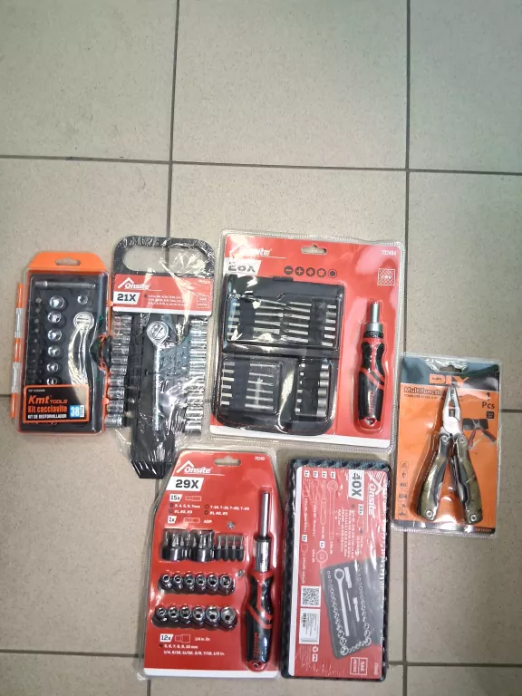 zestaw-narzedzi-targowa-41-warszawa