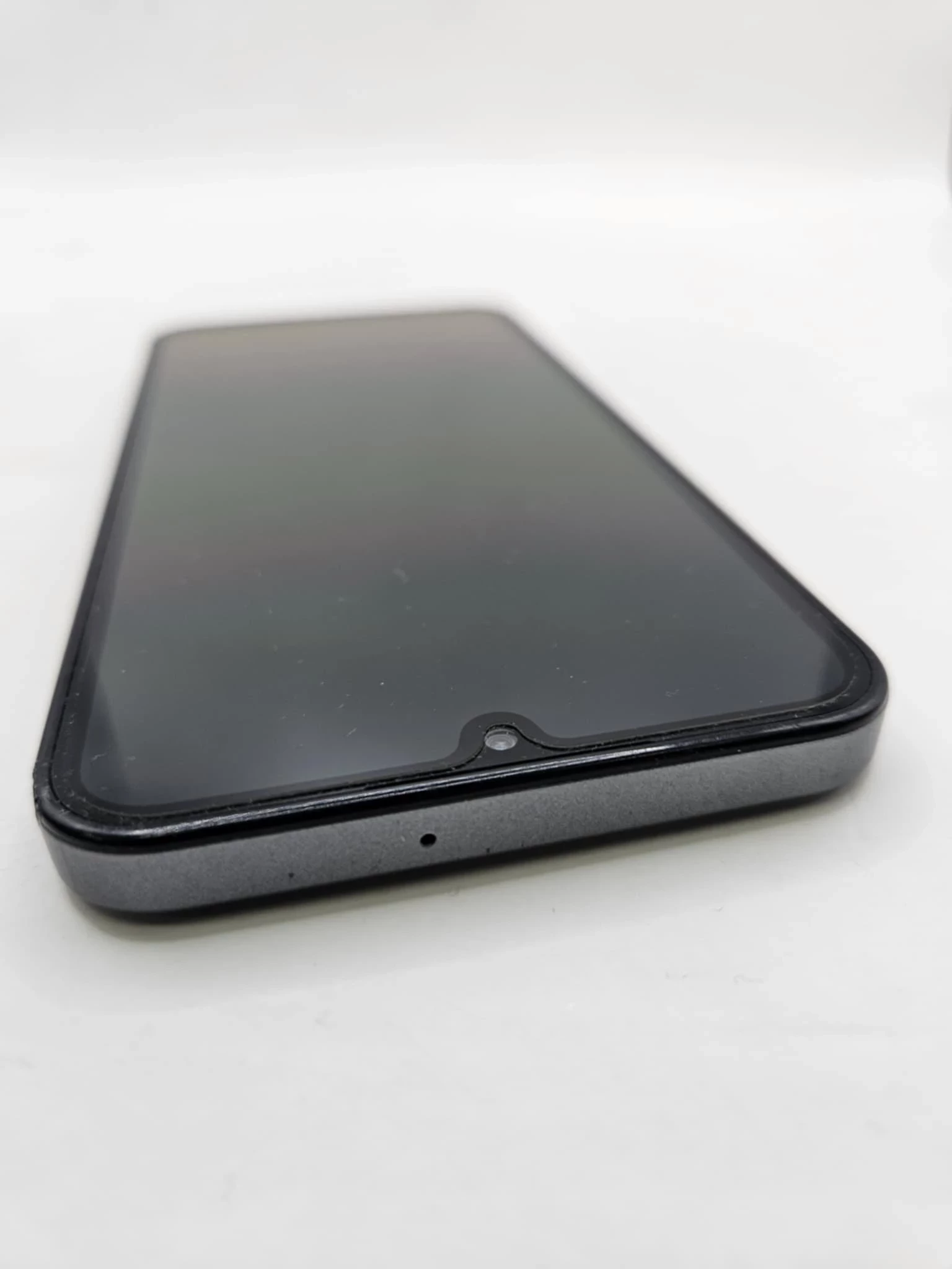 telefon-samsung-galaxy-m15-5g-4128-gb-pud-stan-11323-2