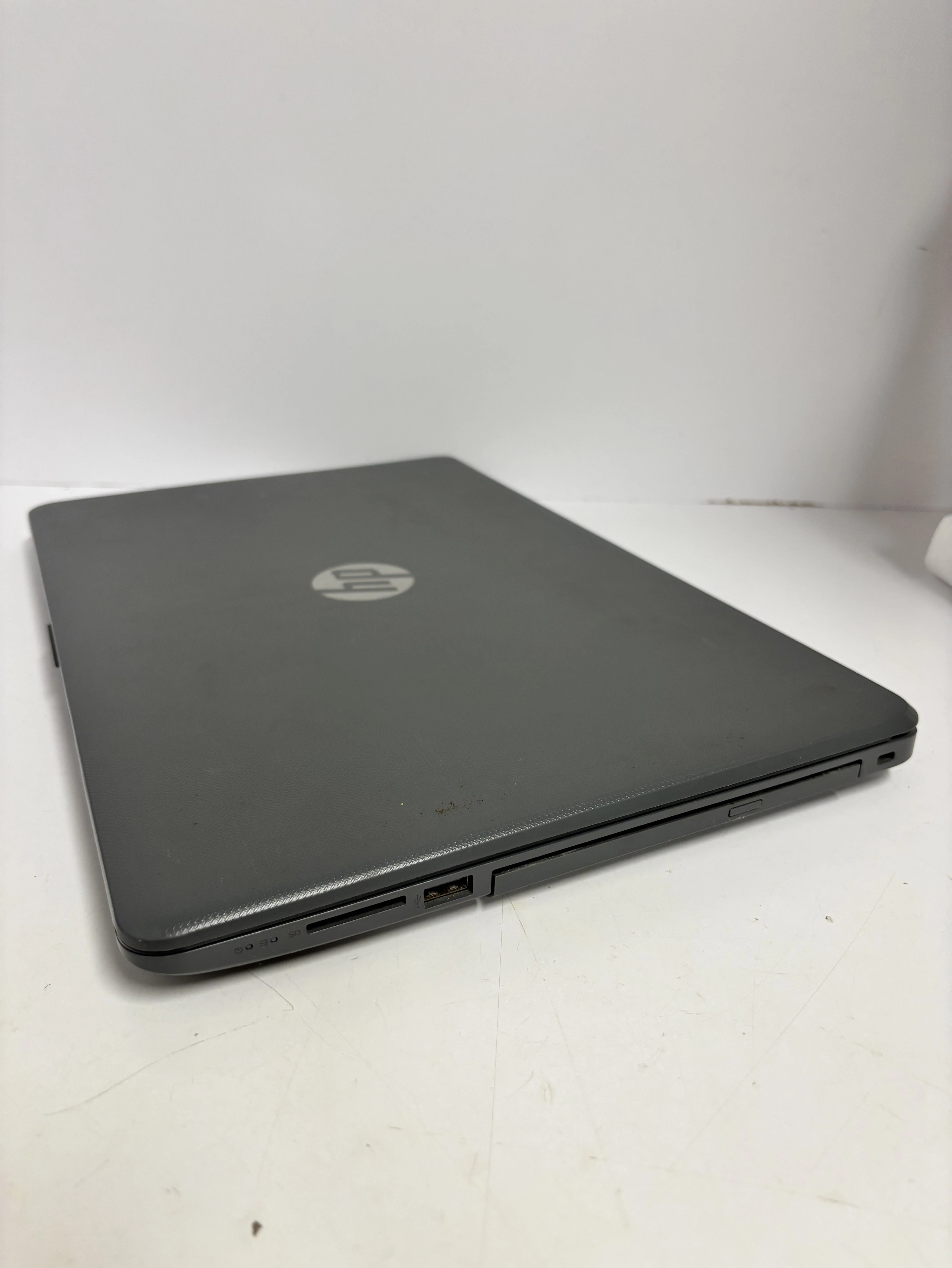 laptop-hp-rtl8723de-8gb1tb-hdd-win-10-przekatna-ekranu-15