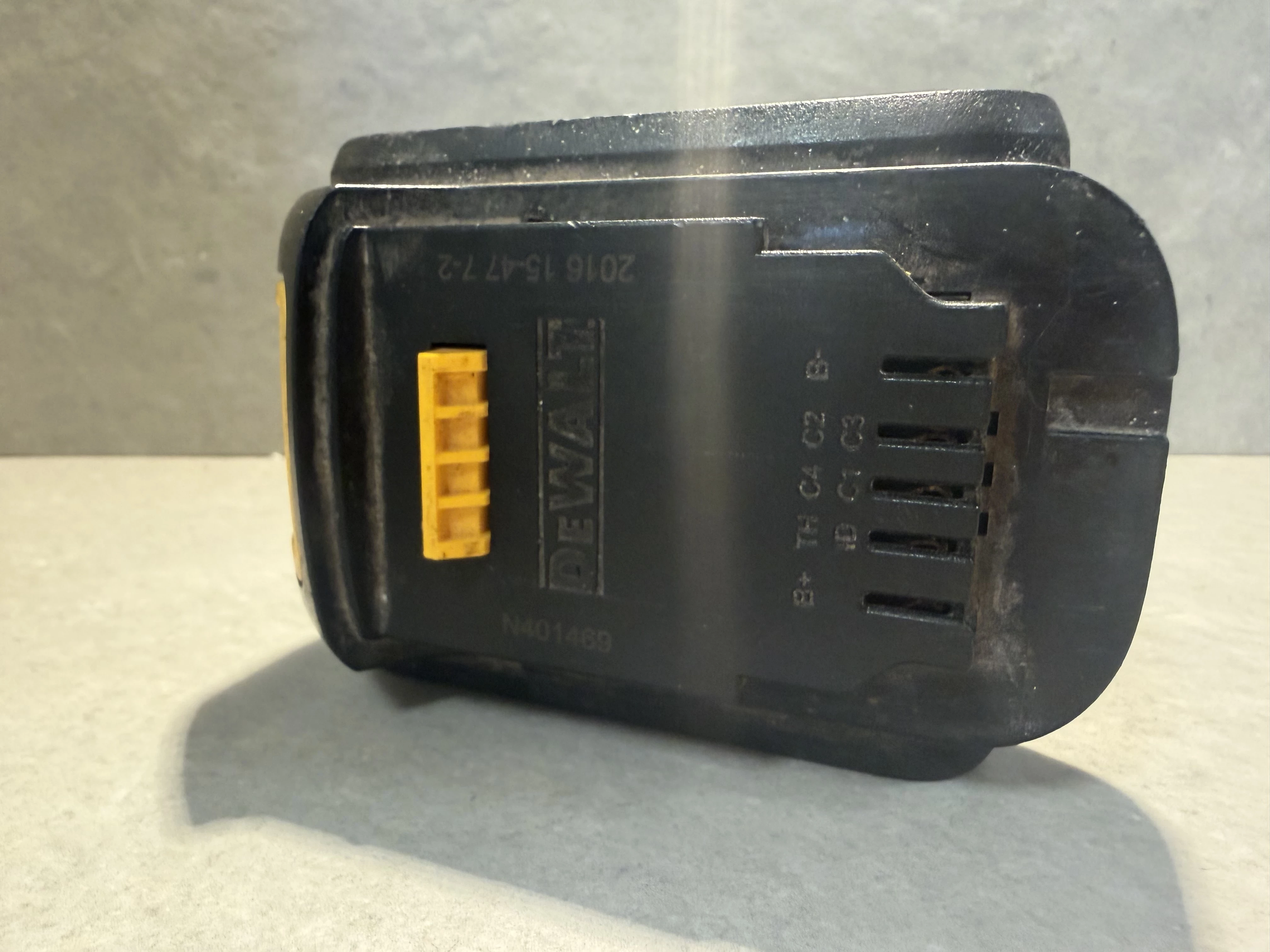 akumulator-dewalt-144v-15ah-napiecie-v-128551-5