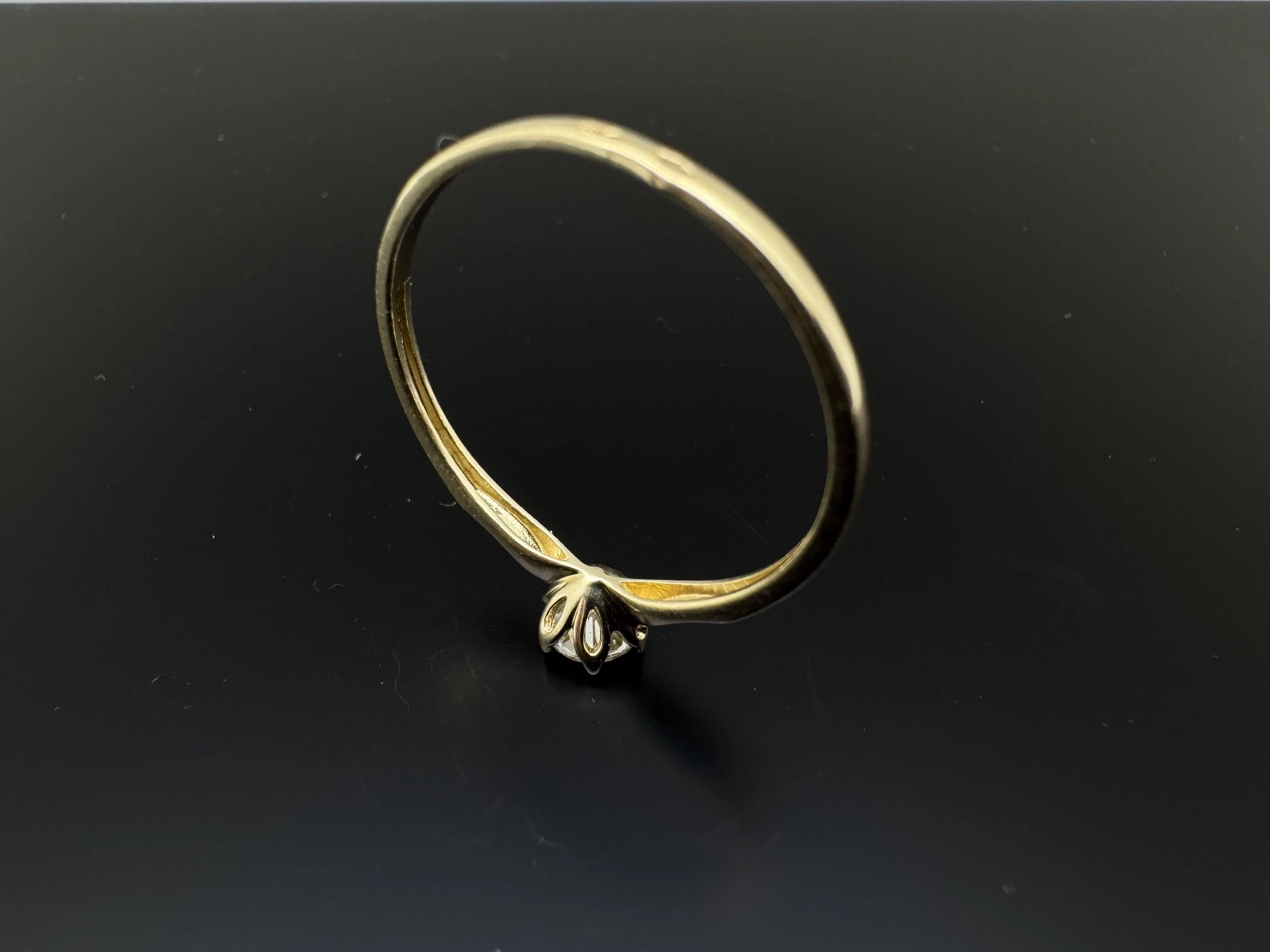 zloty-pierscionek-z-cyrkonia-261g-p585-material-15835-2