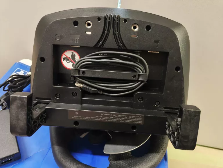 kierownica-logitech-g29-pudelko-lacznosc-234281-380645