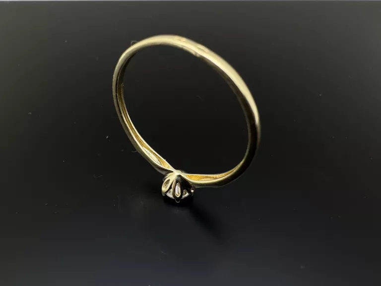 zloty-pierscionek-z-cyrkonia-261g-p585-material-15835-2