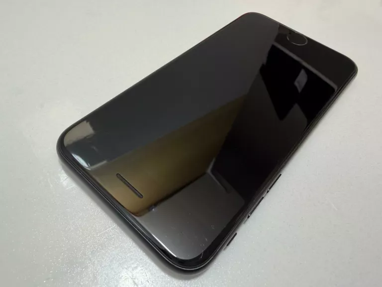 telefon-iphone-se-64gb-bat-94-transmisja-danych-217-2048