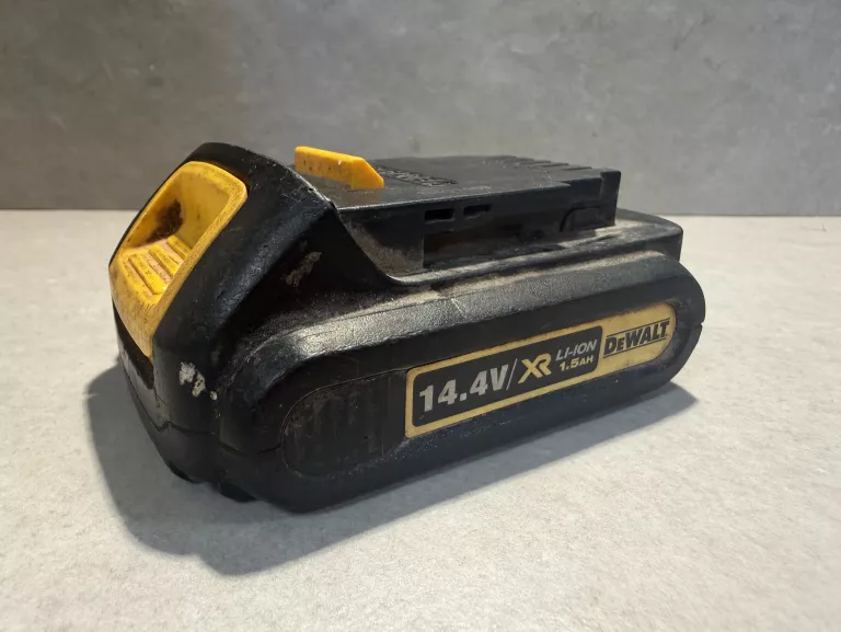 akumulator-dewalt-144v-15ah-osiedle-niepodleglosci-1-krakow