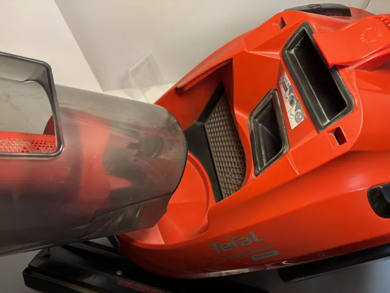 odkurzacz-bezworkowy-tefal-tw3724ra-czerwony-stan-11323-2