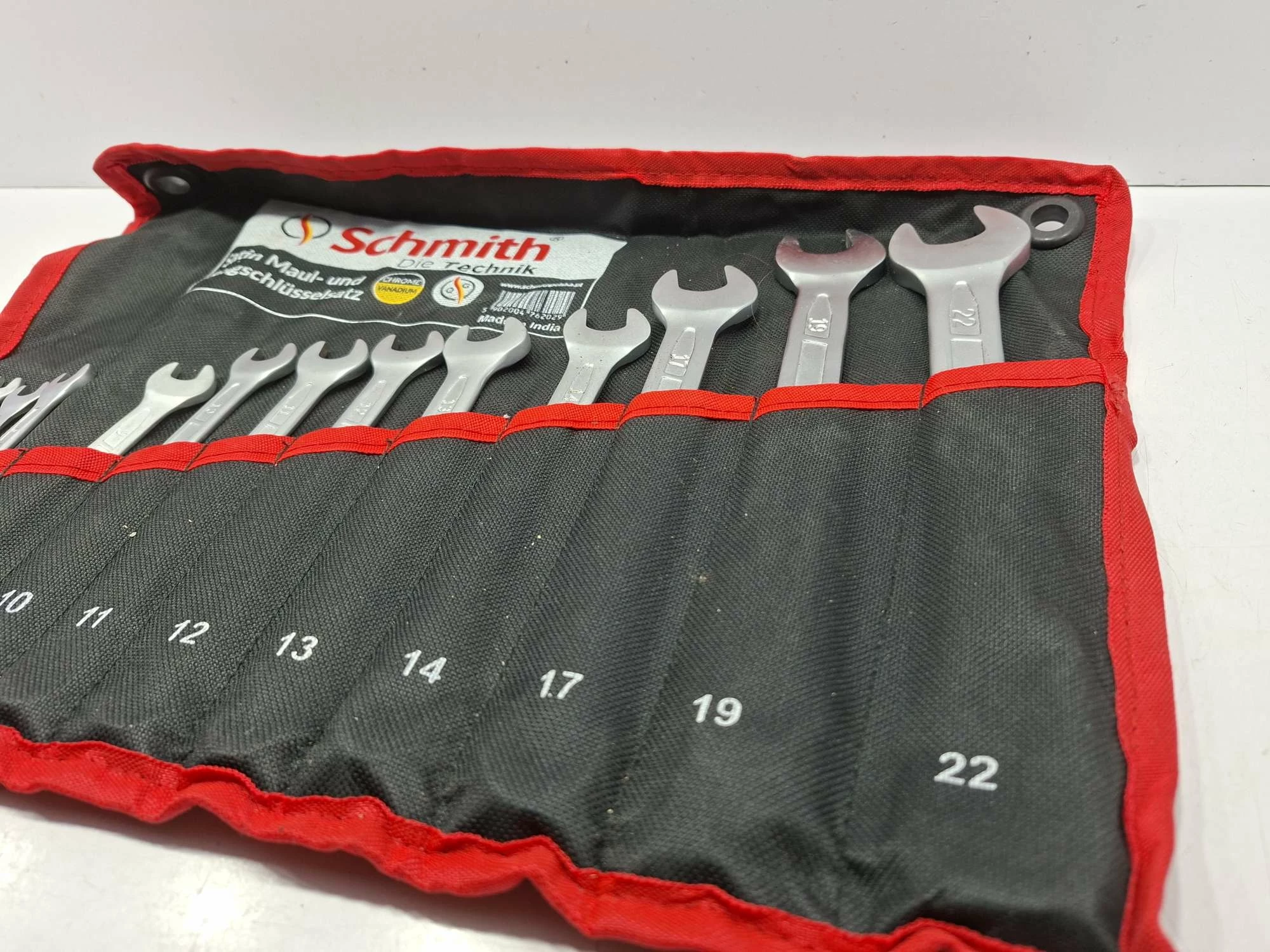 komplet-kluczy-smith-w-materiale-stan-11323-2