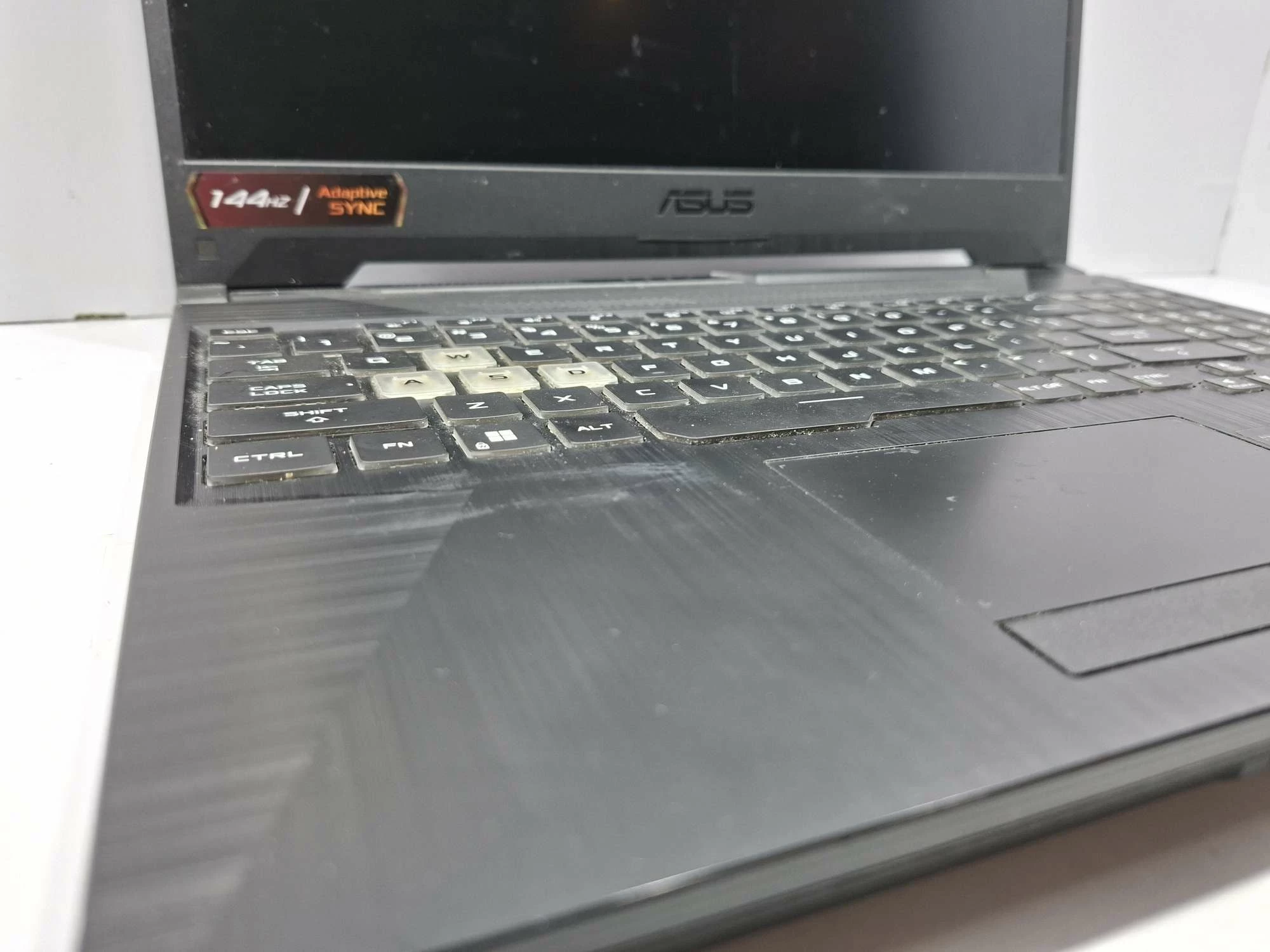 laptop-asus-fx506hf-hn018w-stan-11323-2